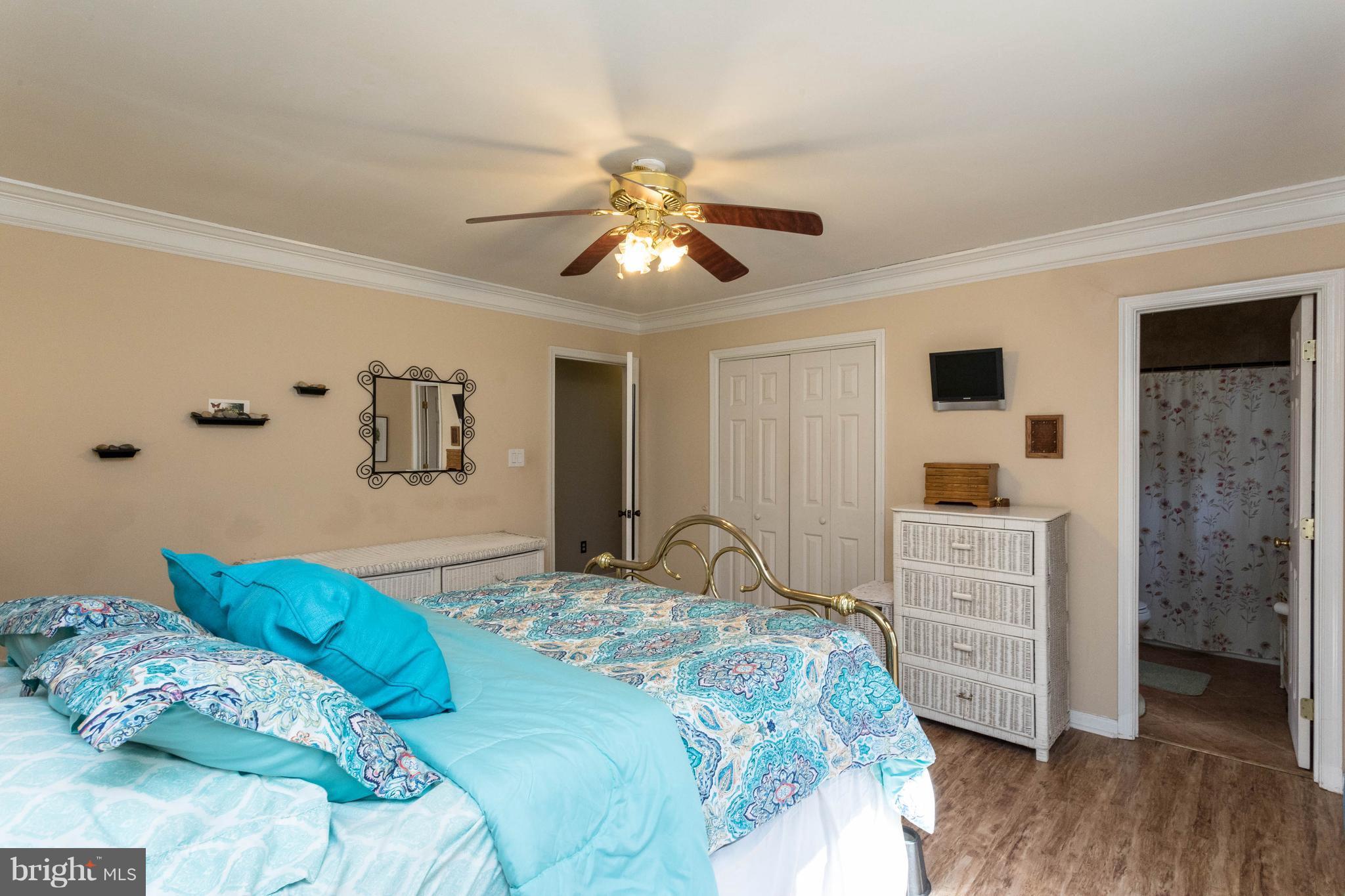 LAKE CAROLINE - Residential