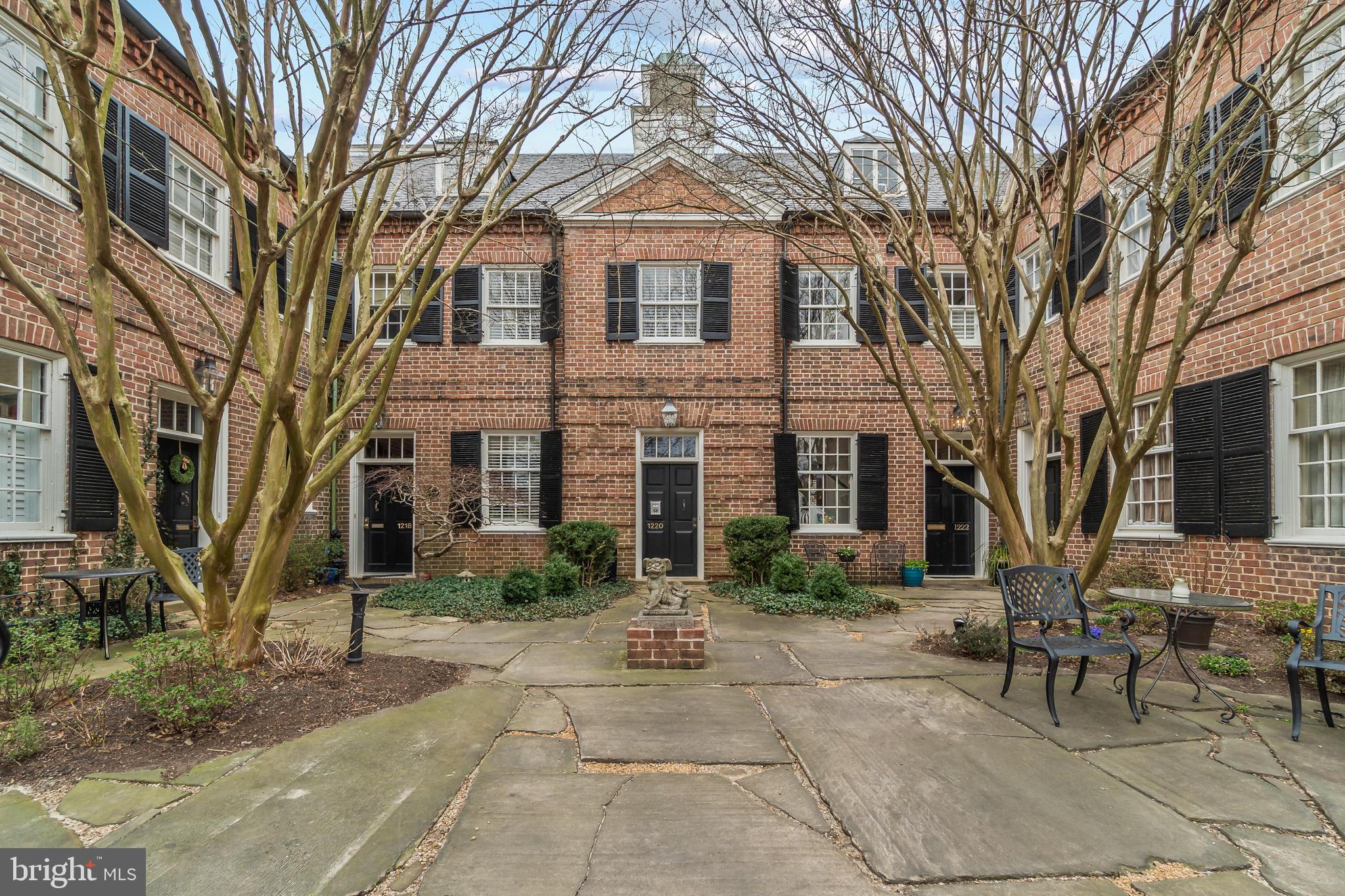 MARY WASHINGTON SQUARE - Residential