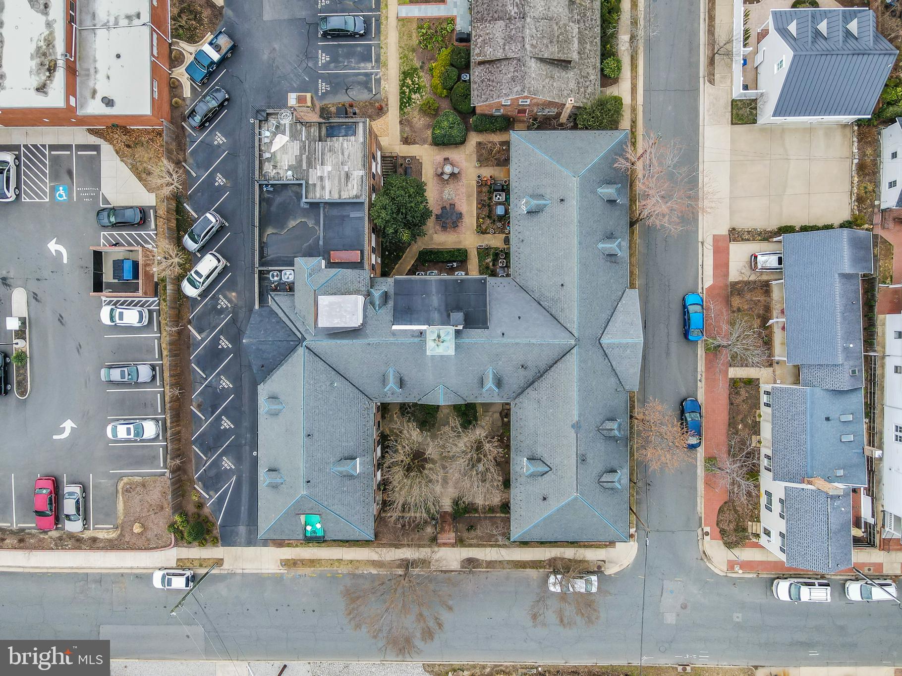 MARY WASHINGTON SQUARE - Residential