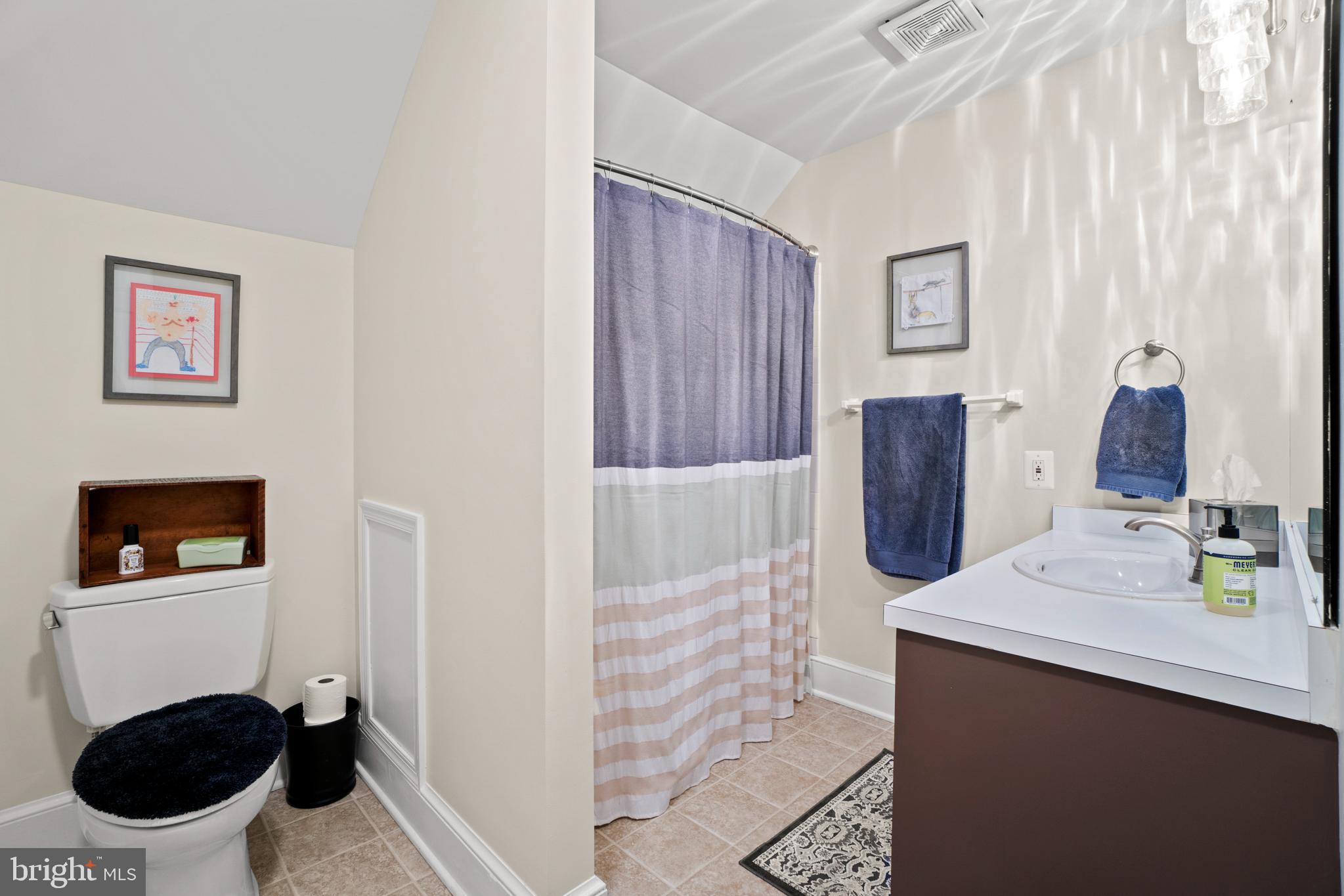 MARY WASHINGTON SQUARE - Residential