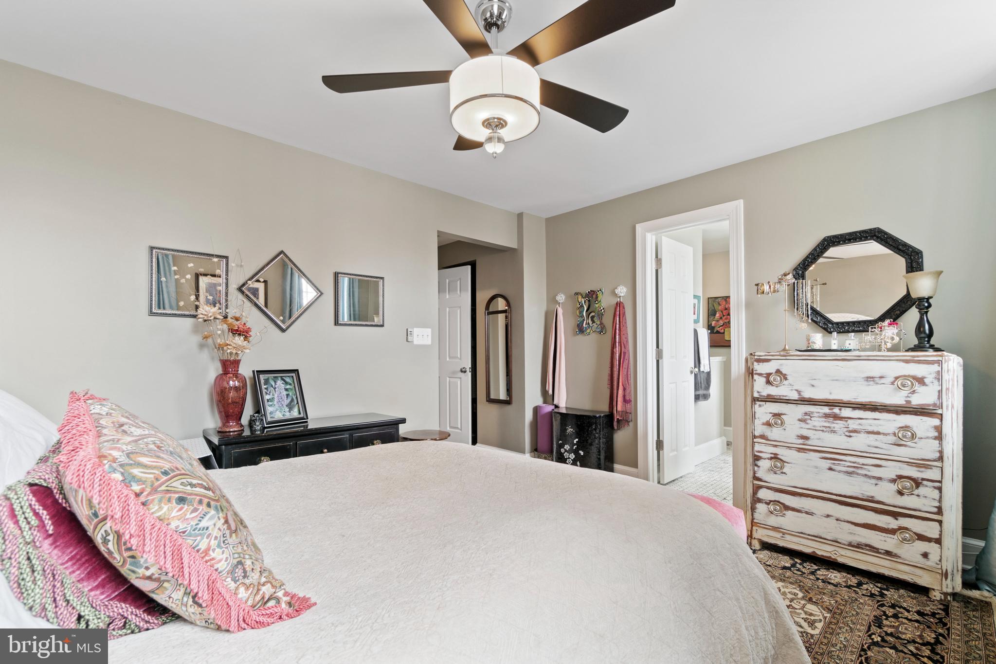 MARY WASHINGTON SQUARE - Residential