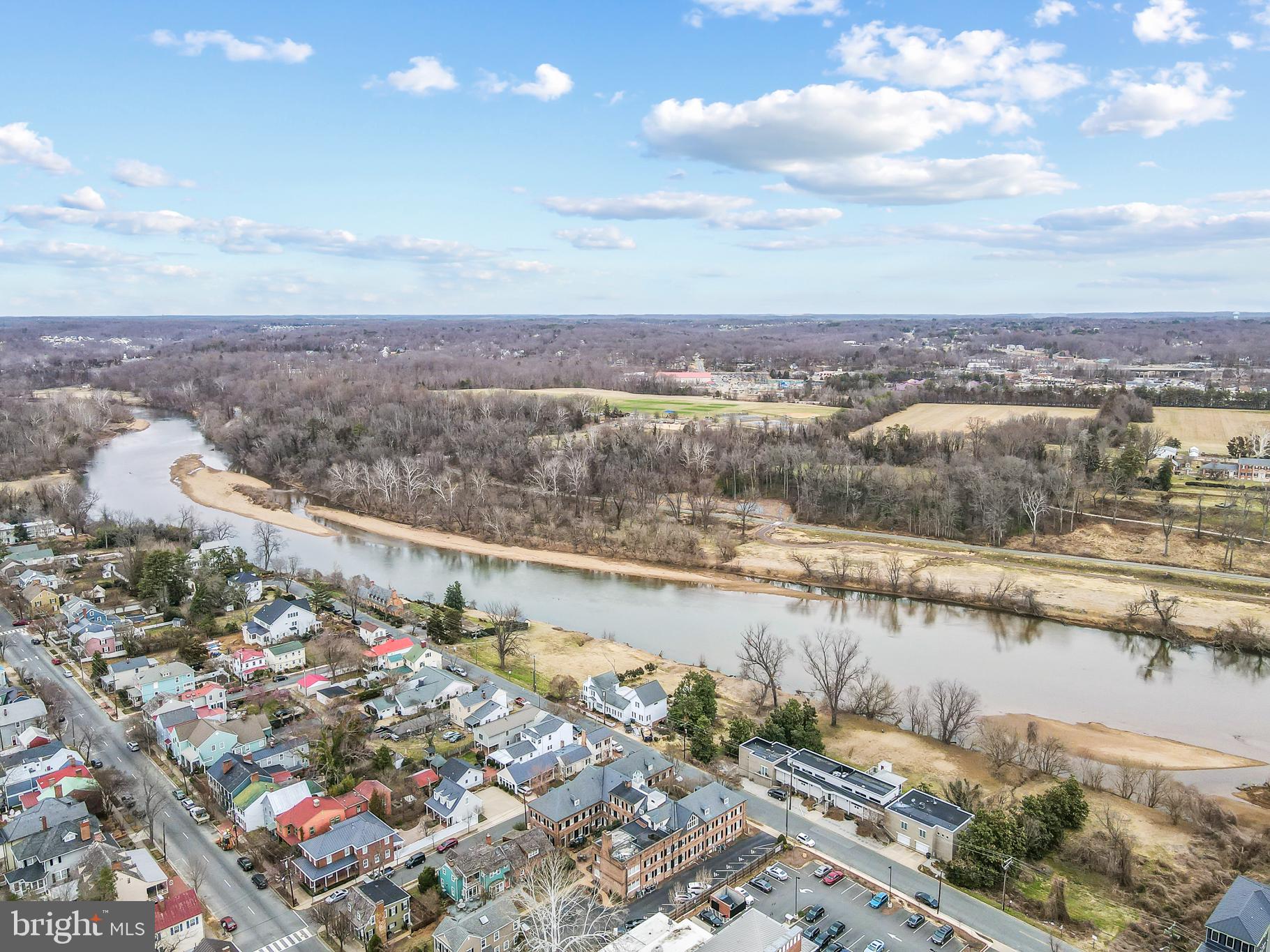 MARY WASHINGTON SQUARE - Residential