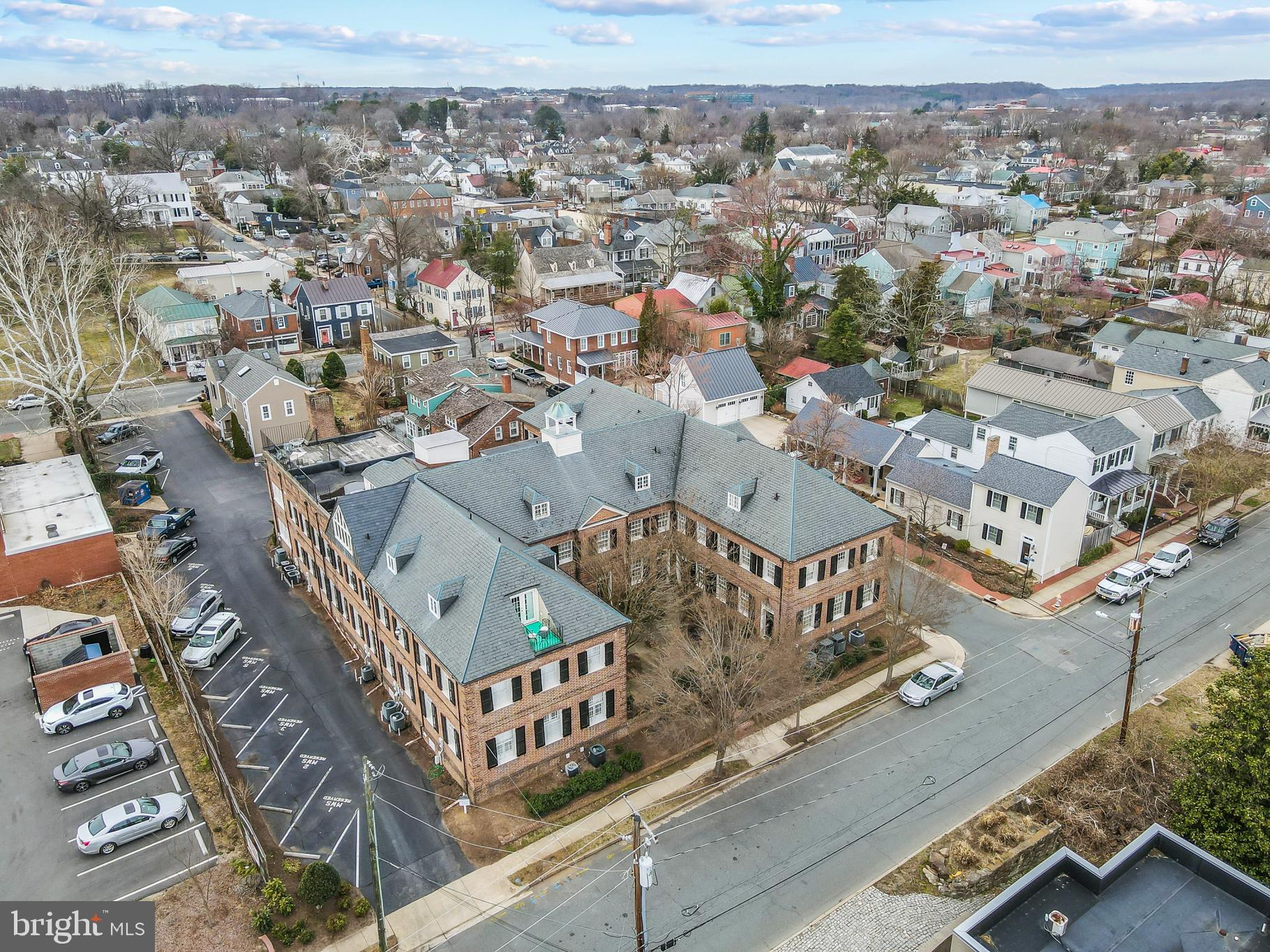 MARY WASHINGTON SQUARE - Residential