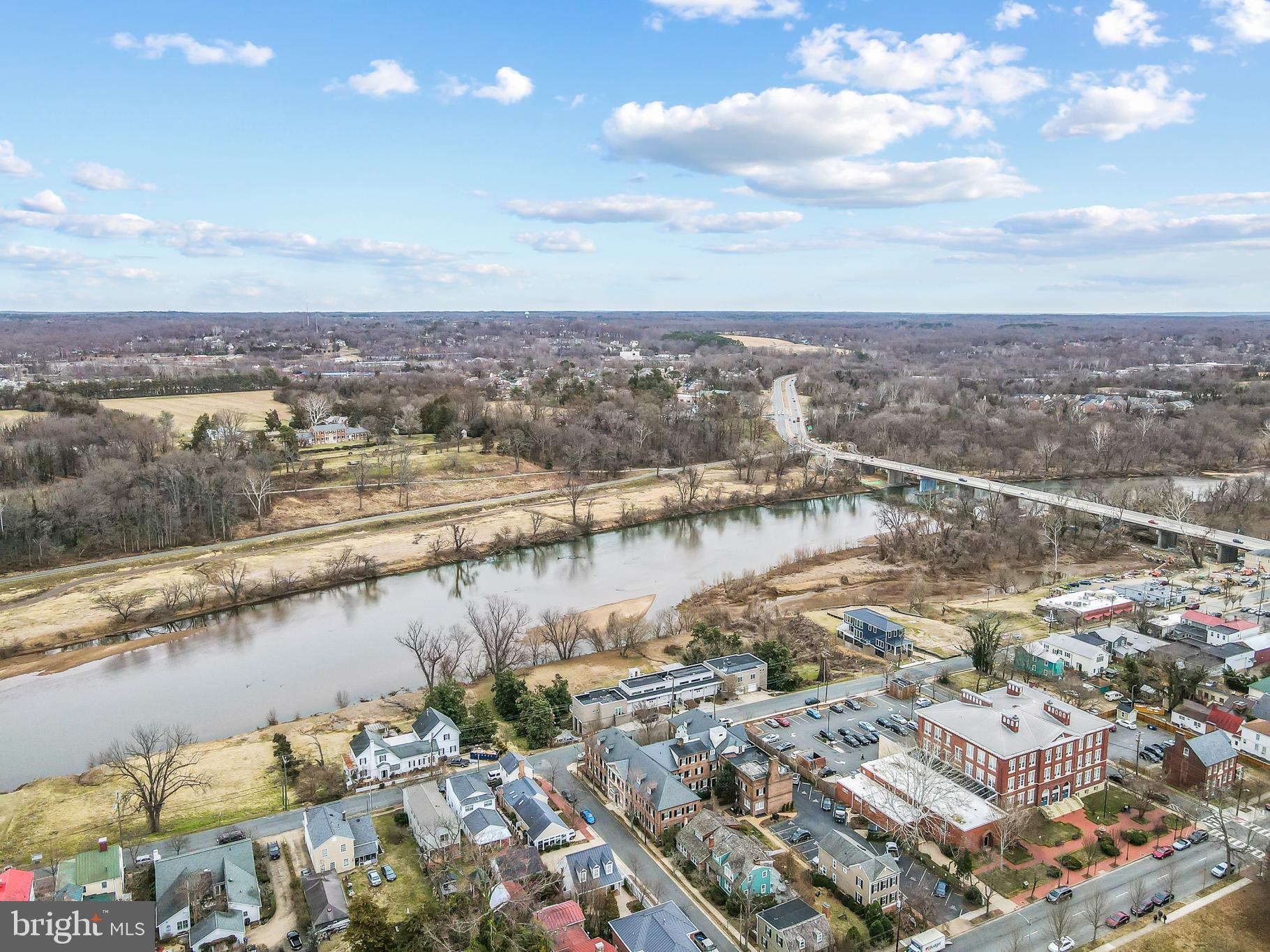 MARY WASHINGTON SQUARE - Residential