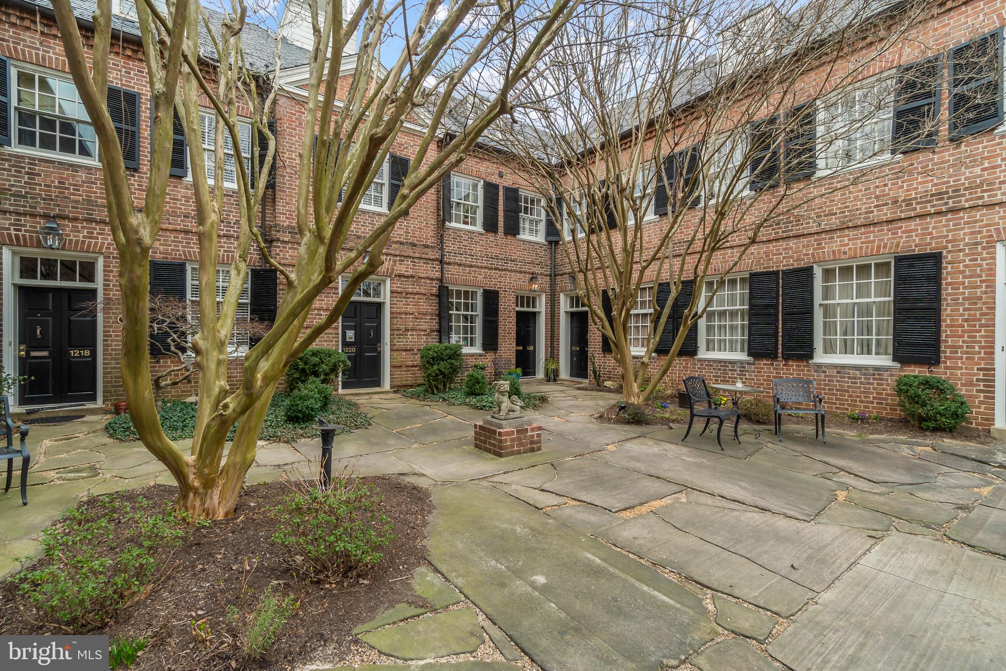 MARY WASHINGTON SQUARE - Residential