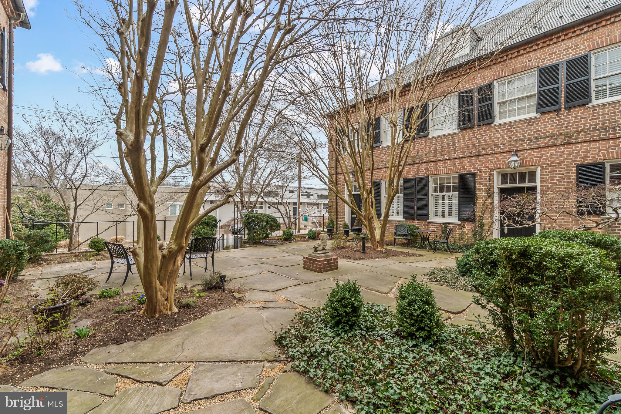 MARY WASHINGTON SQUARE - Residential