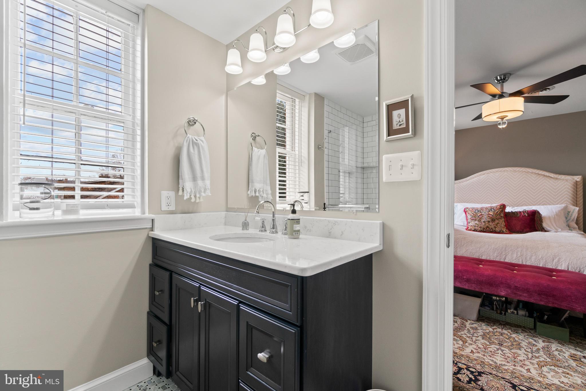 MARY WASHINGTON SQUARE - Residential