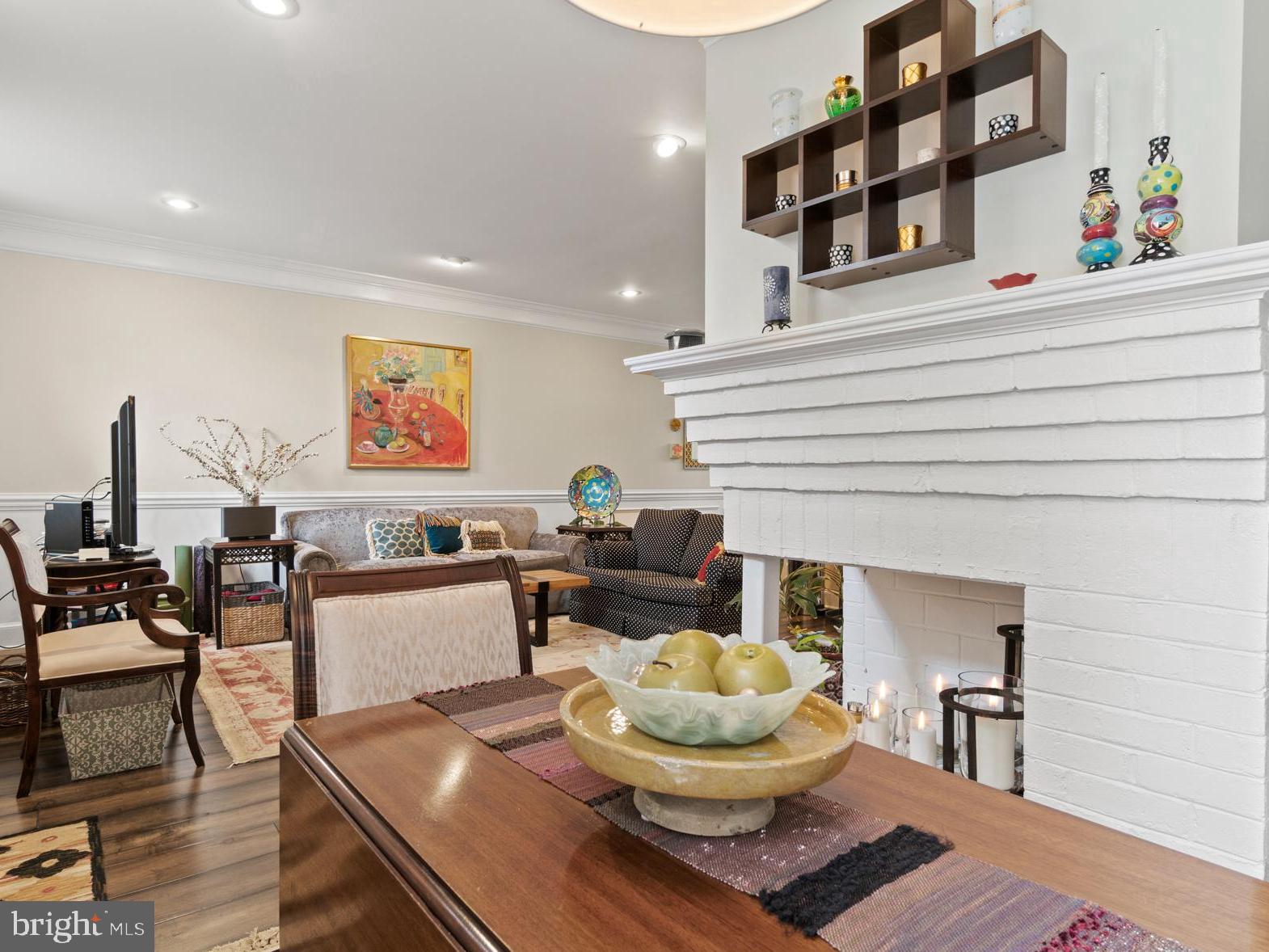 MARY WASHINGTON SQUARE - Residential