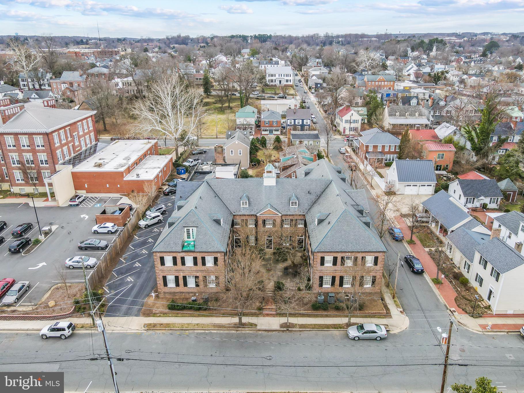 MARY WASHINGTON SQUARE - Residential