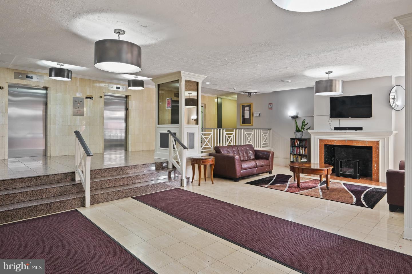 1021 ARLINGTON BOULEVARD 621