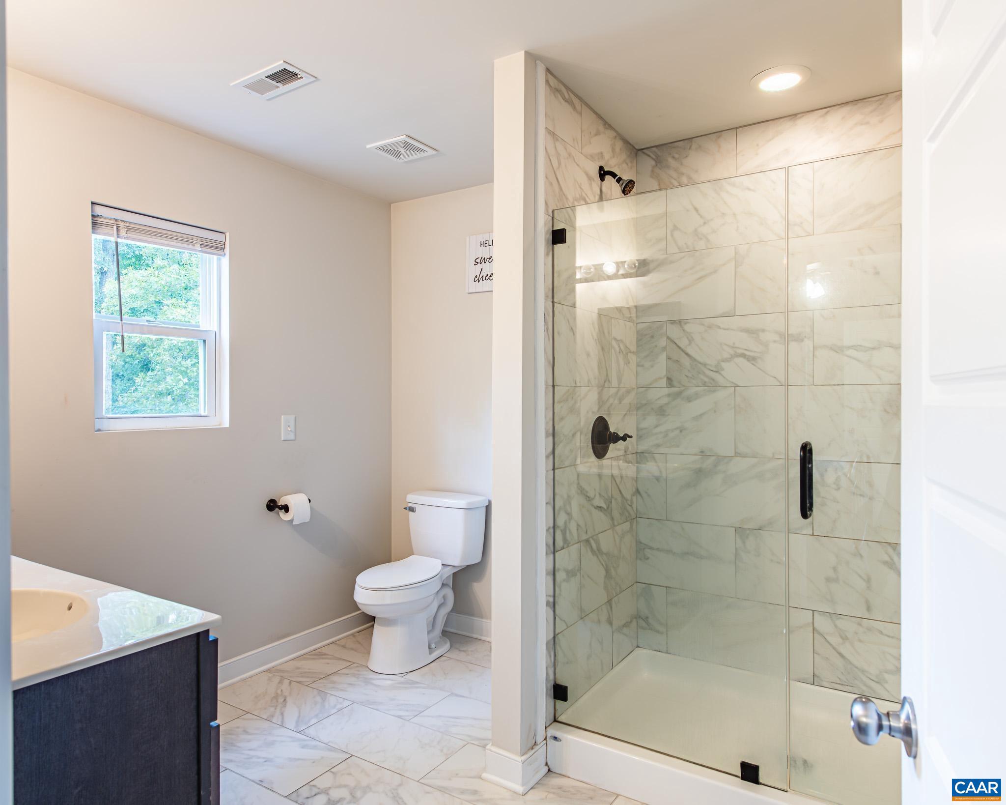 LAKE MONTICELLO - Residential