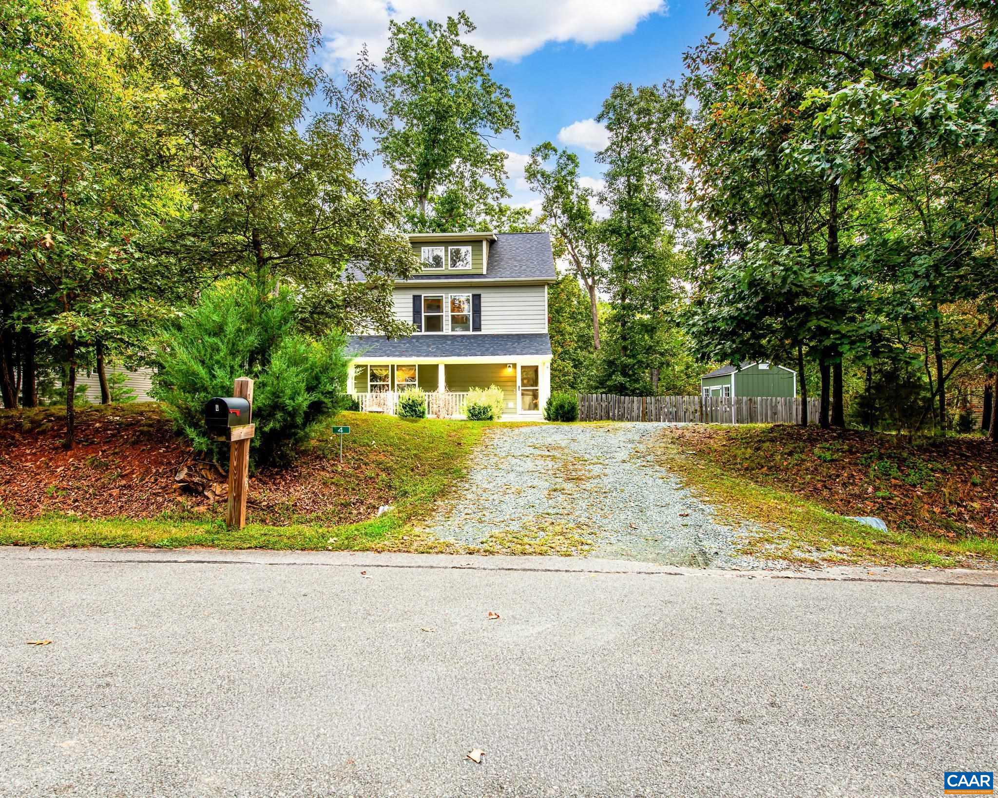 LAKE MONTICELLO - Residential