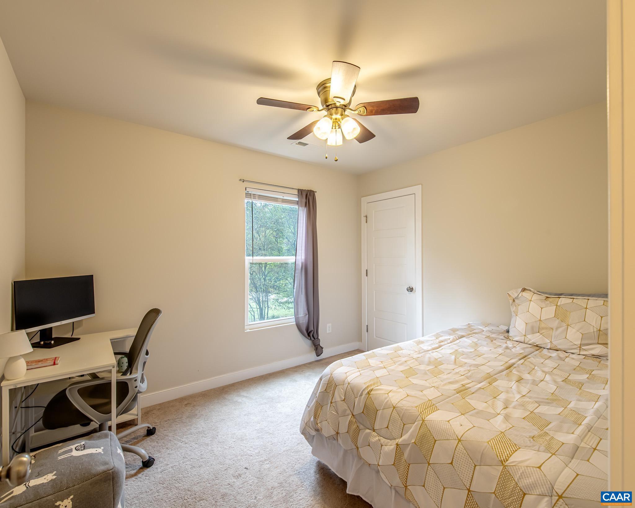 LAKE MONTICELLO - Residential