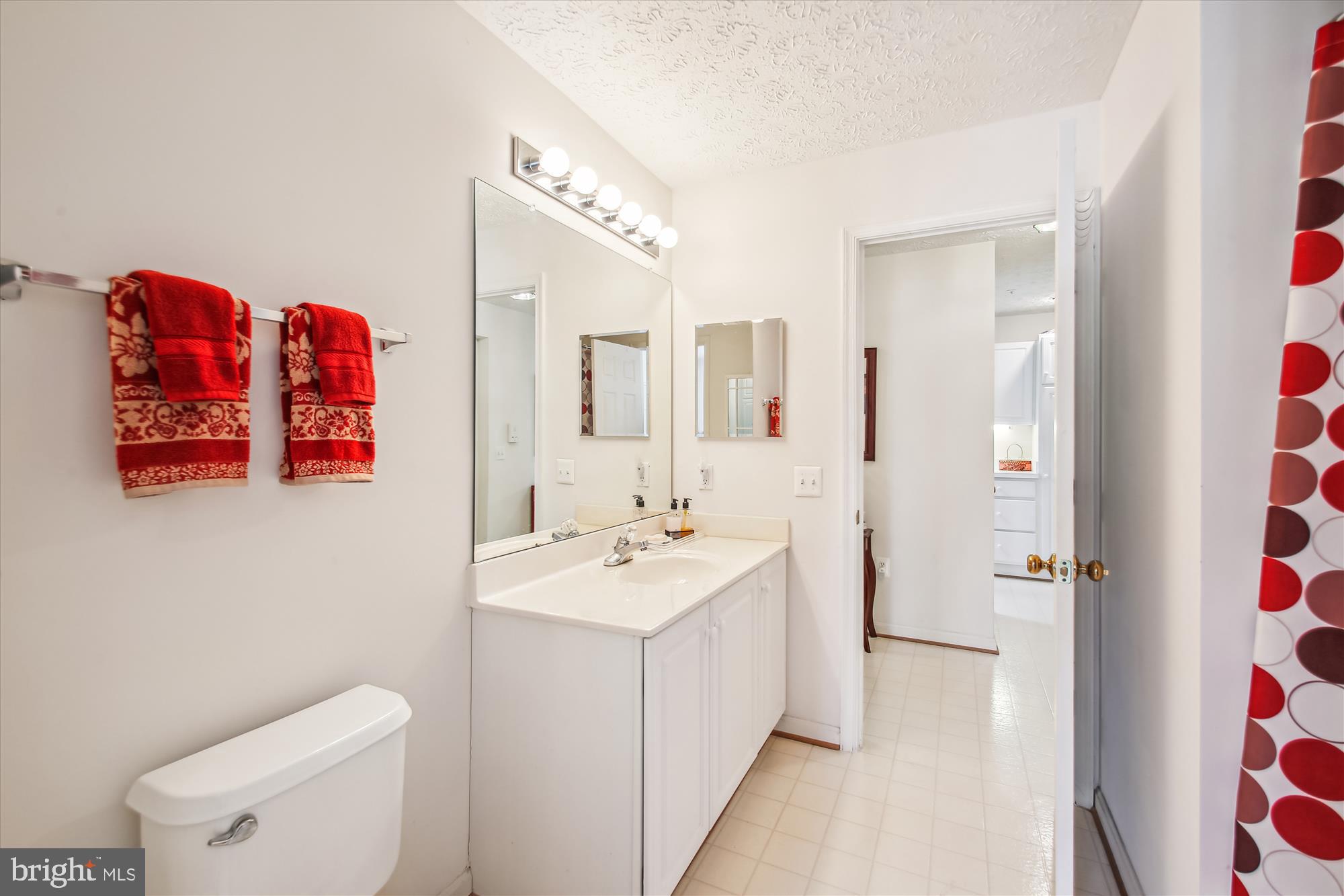 WINDGATE CONDO - Residential