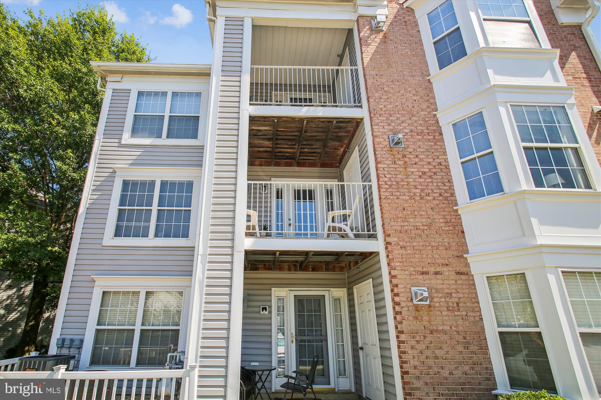 WINDGATE CONDO - Residential