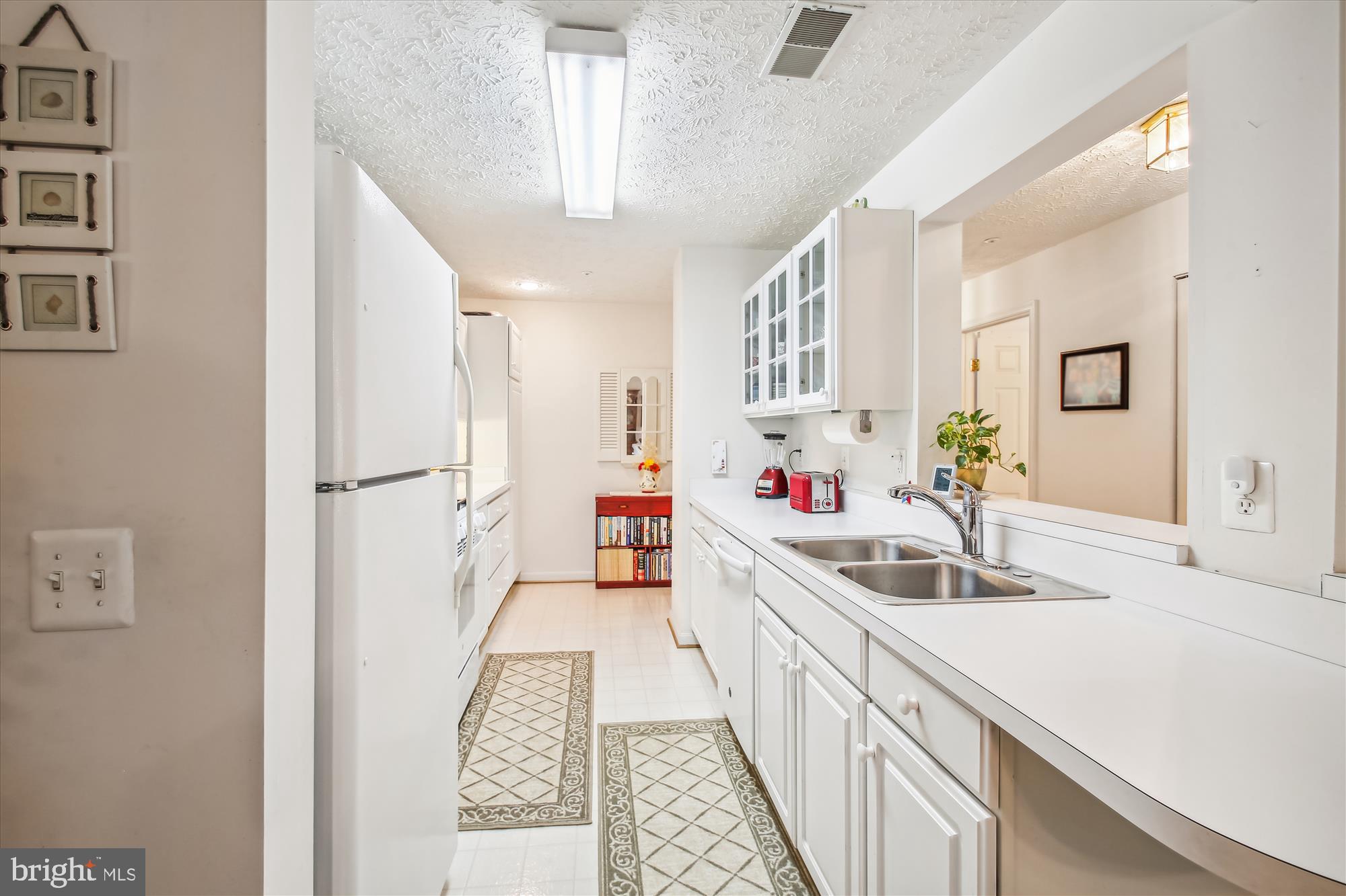 WINDGATE CONDO - Residential