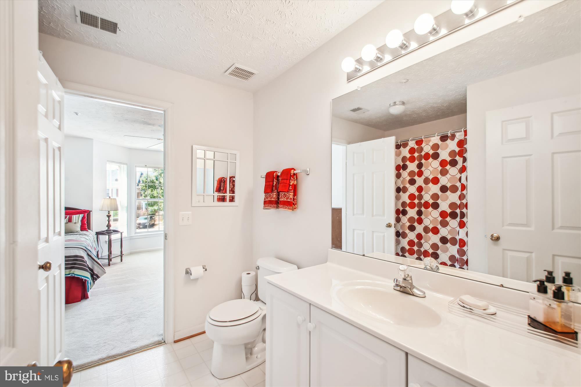 WINDGATE CONDO - Residential