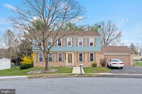 4808 WOODWARD DRIVE HARRISBURG PA 17111