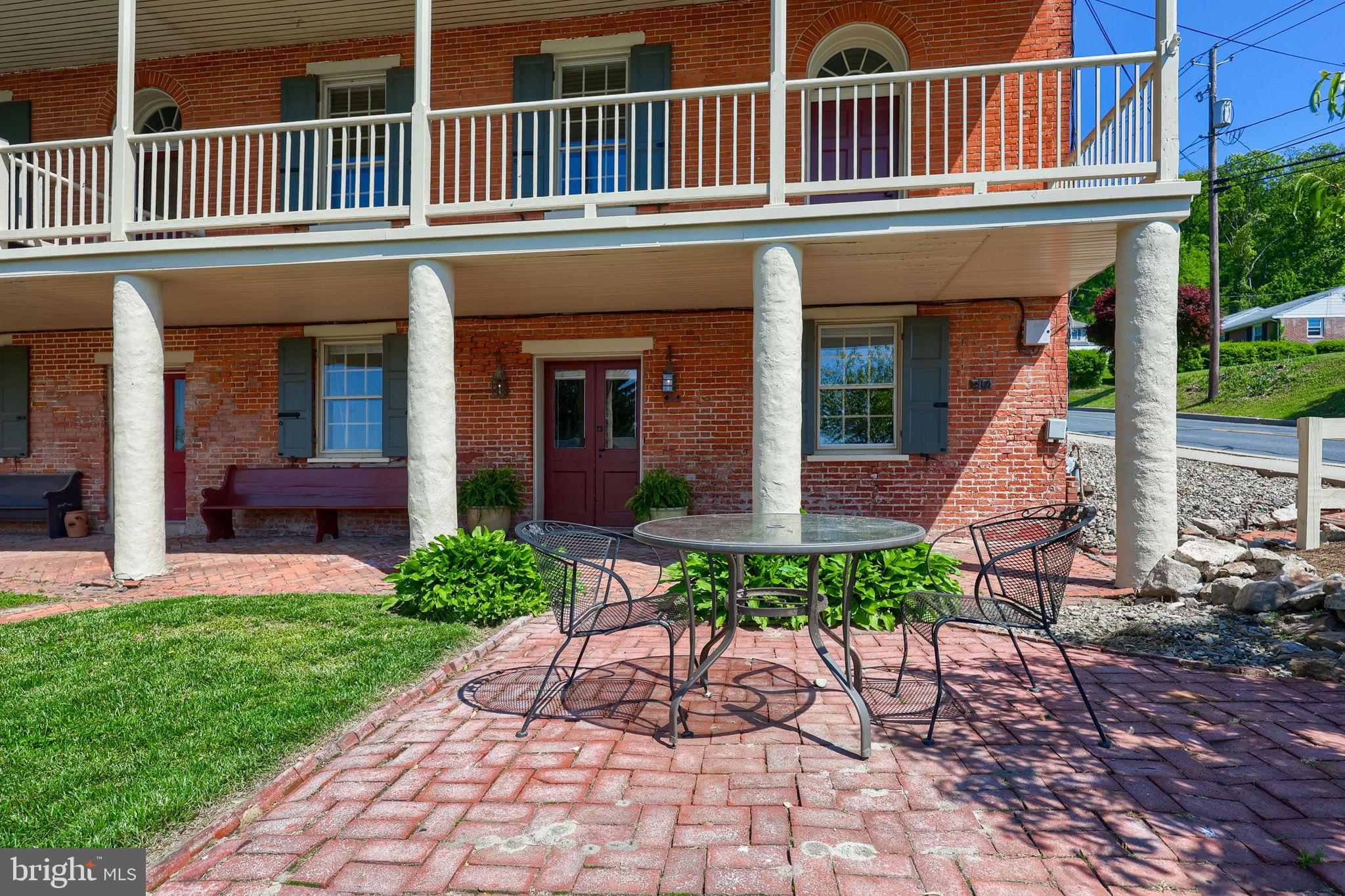 400 KINDERHOOK ROAD
