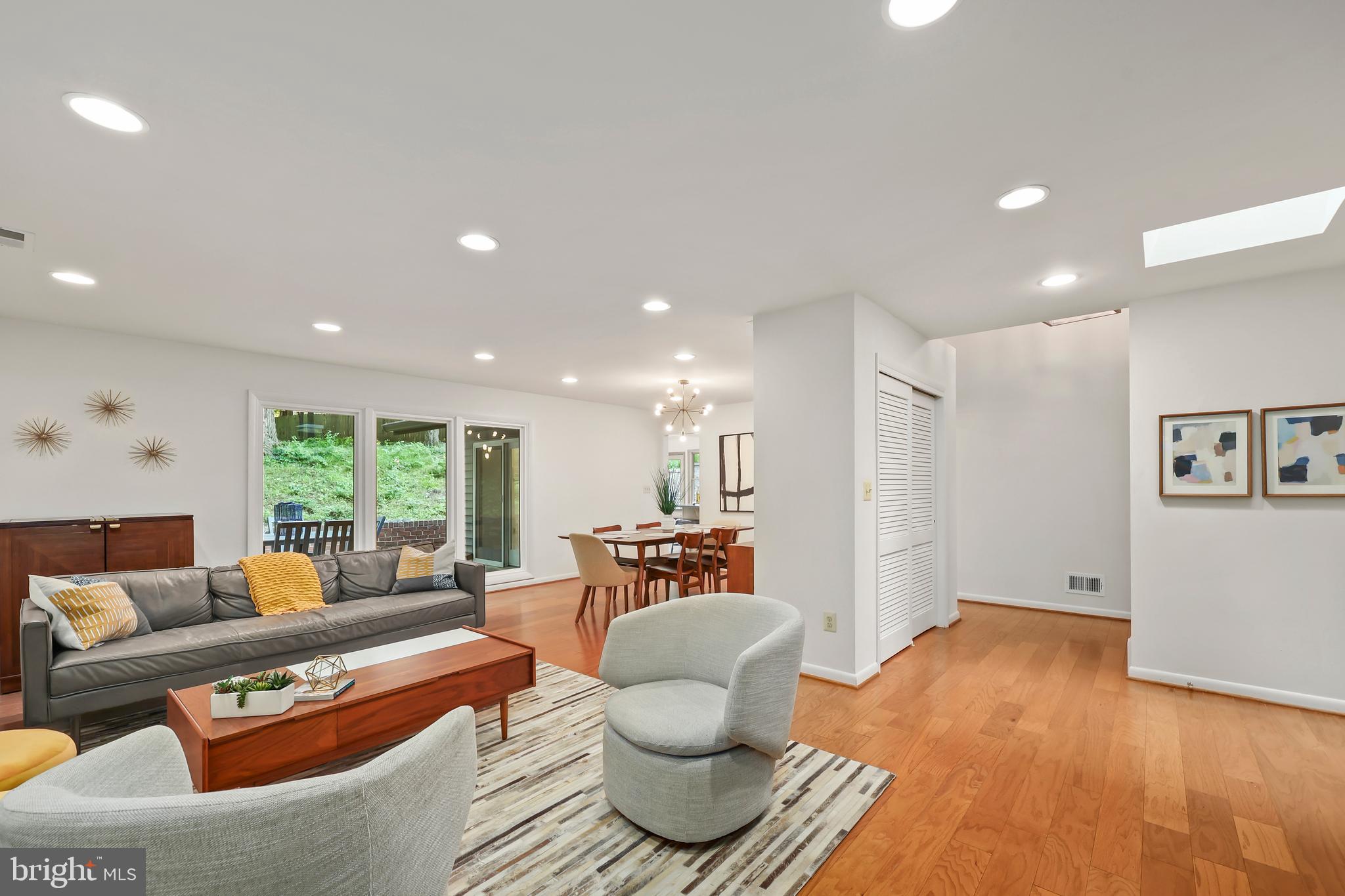 MANTUA HILLS - Residential