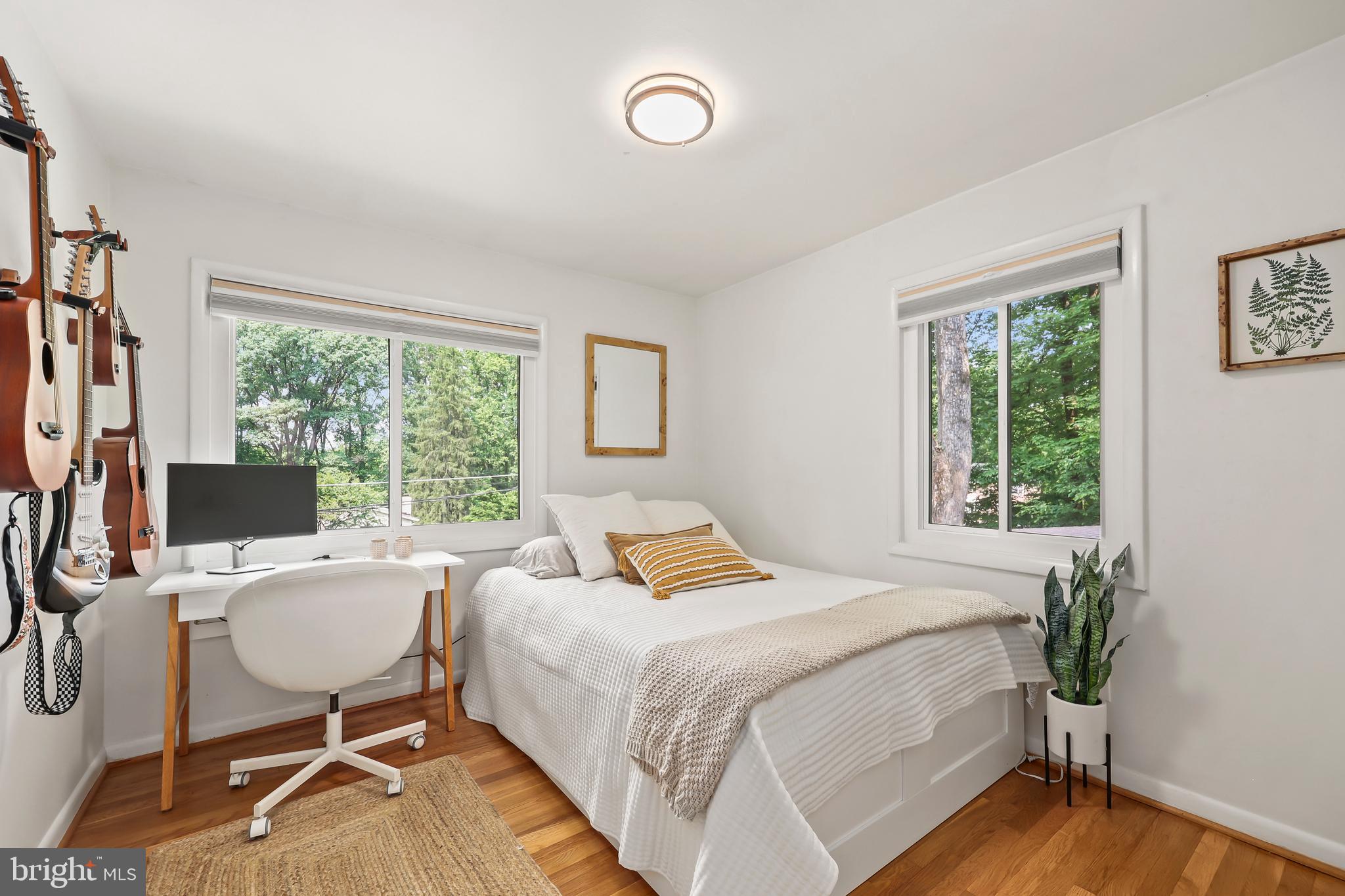 MANTUA HILLS - Residential