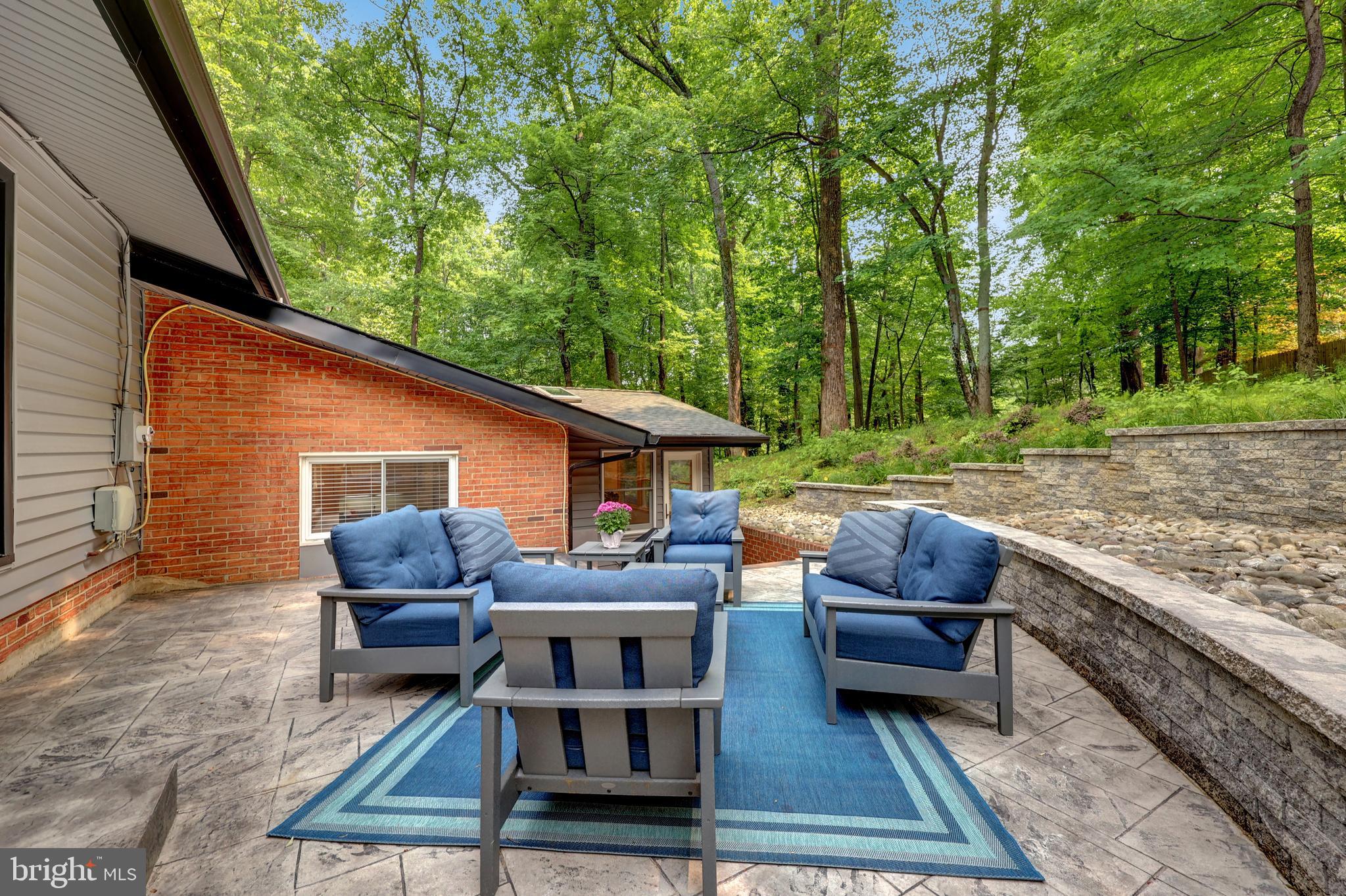 MANTUA HILLS - Residential