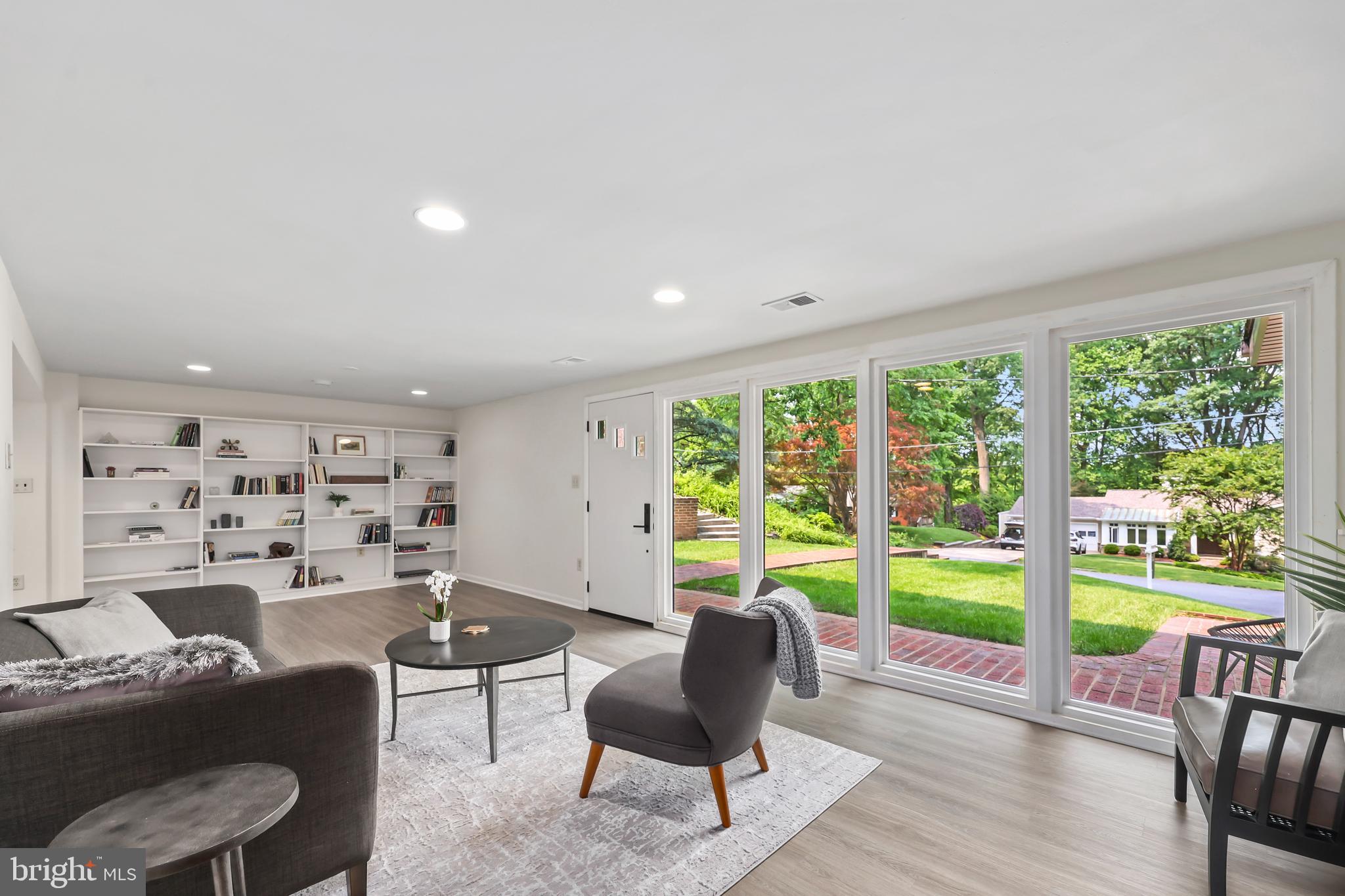 MANTUA HILLS - Residential