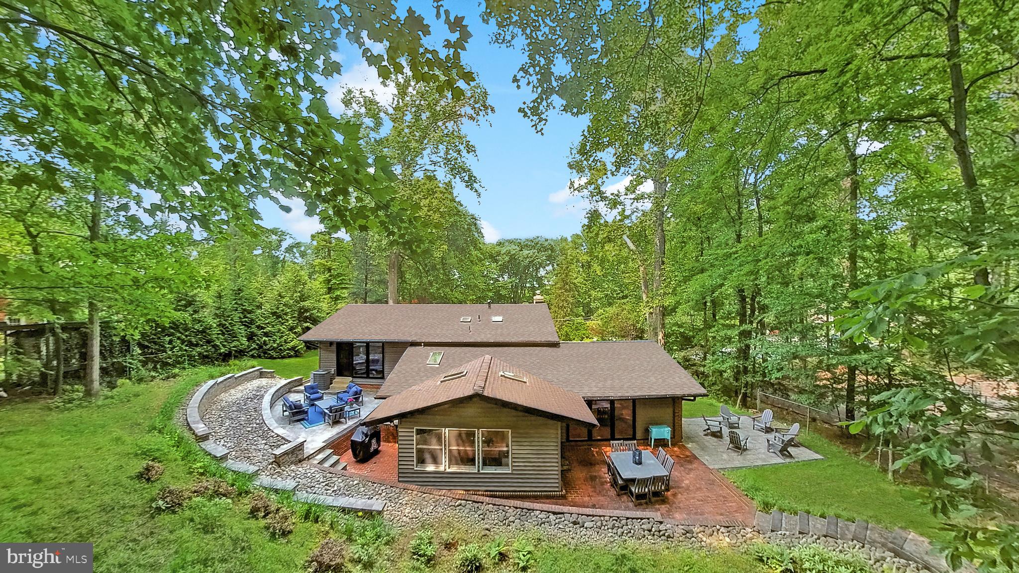 MANTUA HILLS - Residential