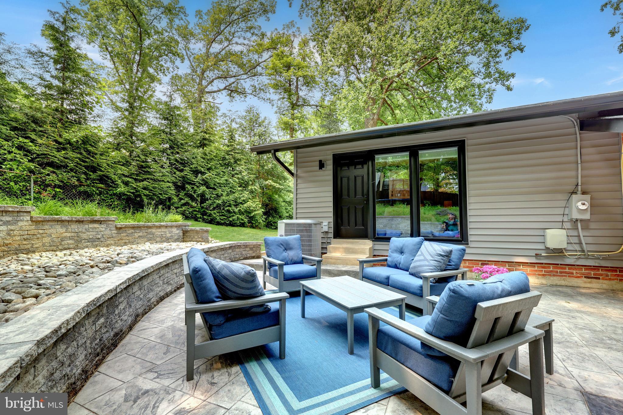 MANTUA HILLS - Residential