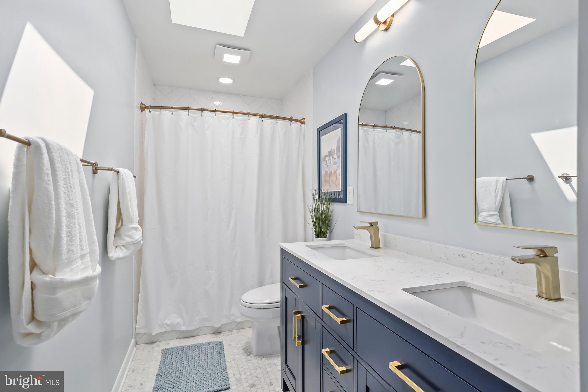 MANTUA HILLS - Residential