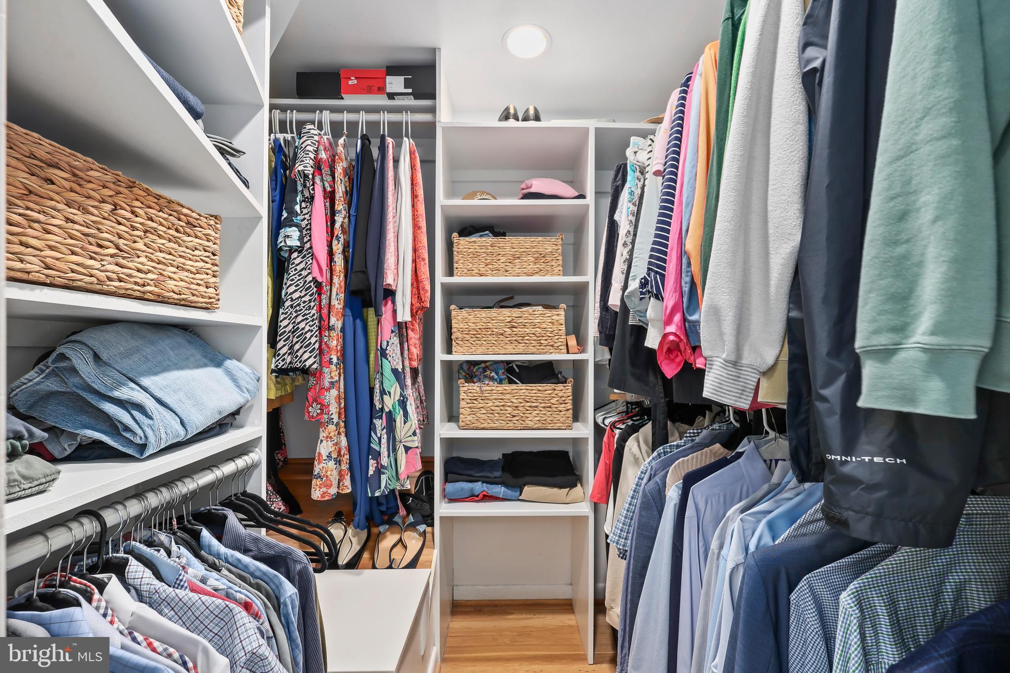 MANTUA HILLS - Residential