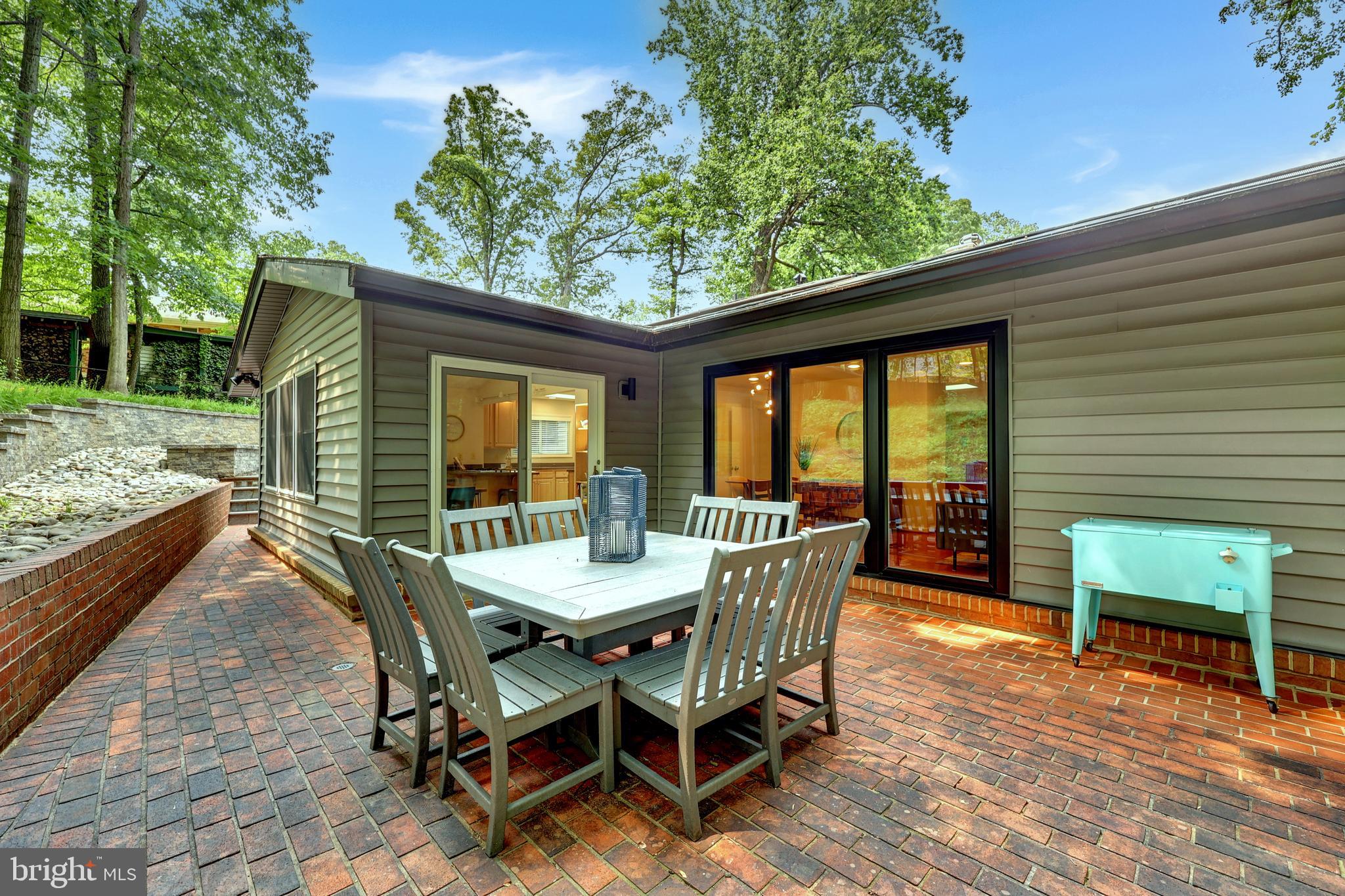 MANTUA HILLS - Residential