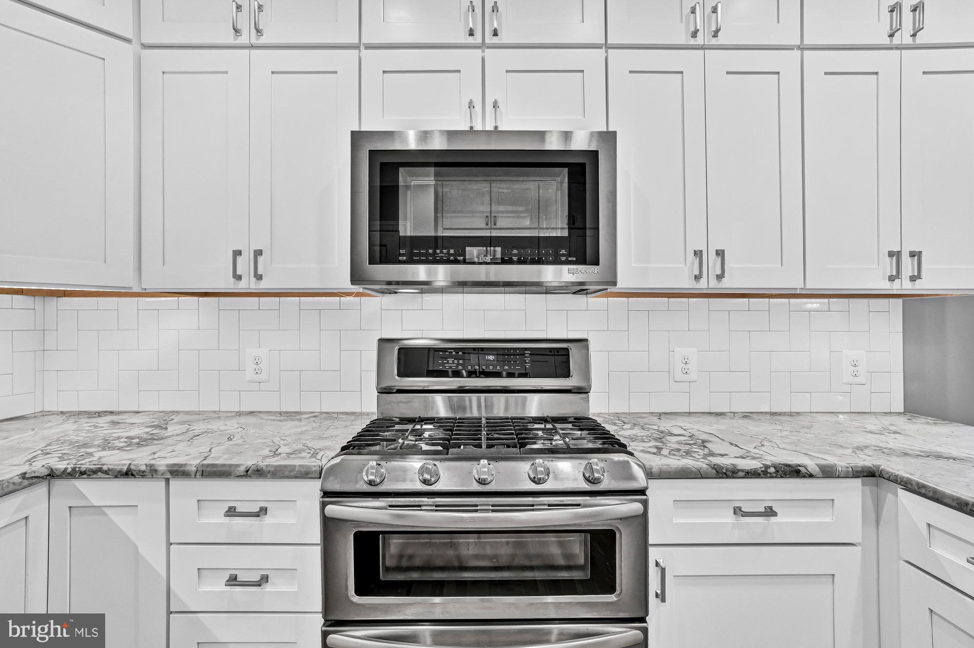 PENDERBROOK - Residential