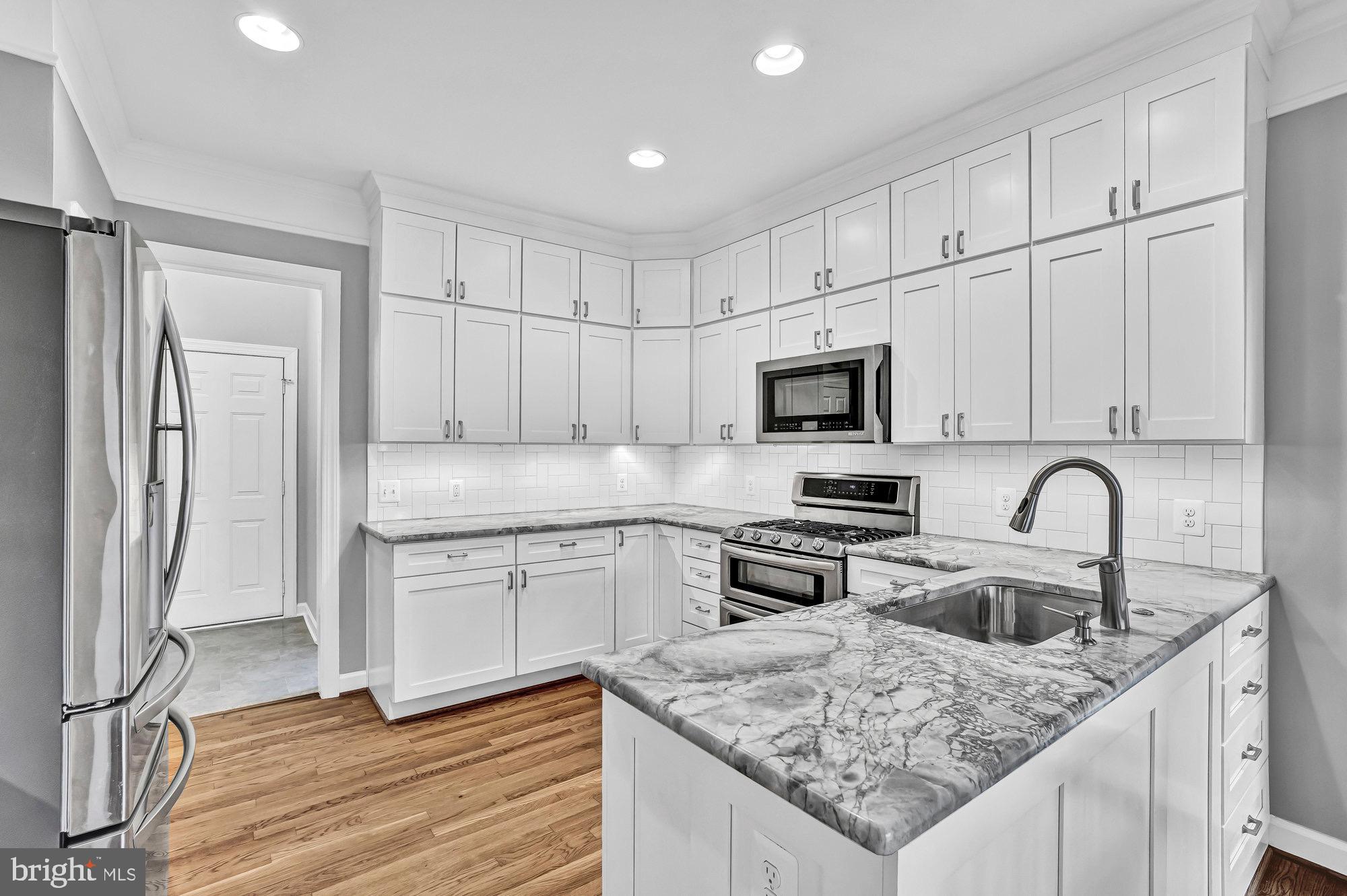 PENDERBROOK - Residential