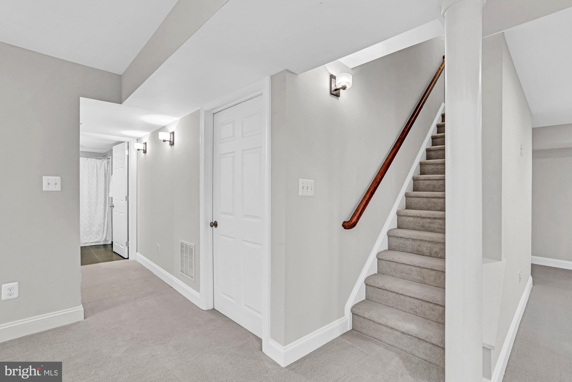 PENDERBROOK - Residential