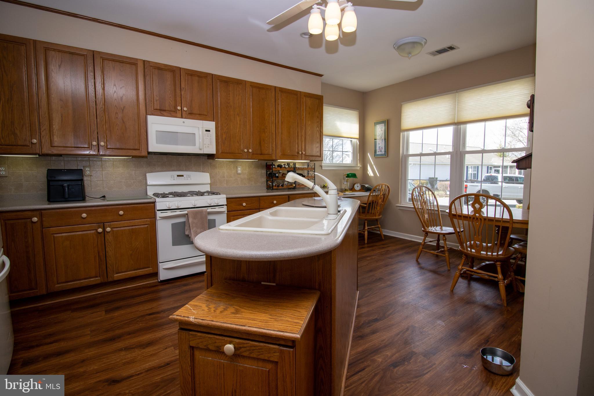 FOX HILL FARM - Residential