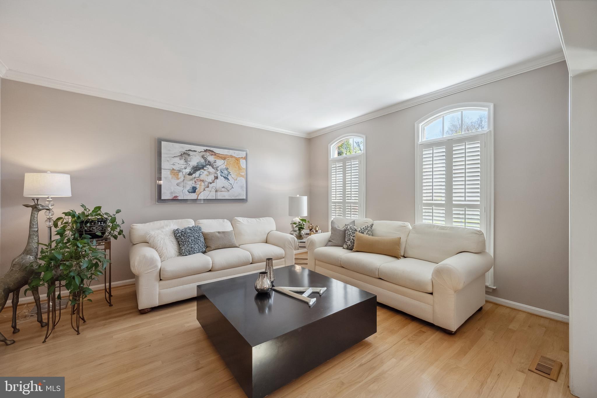 PARKSIDE MANOR - Residential