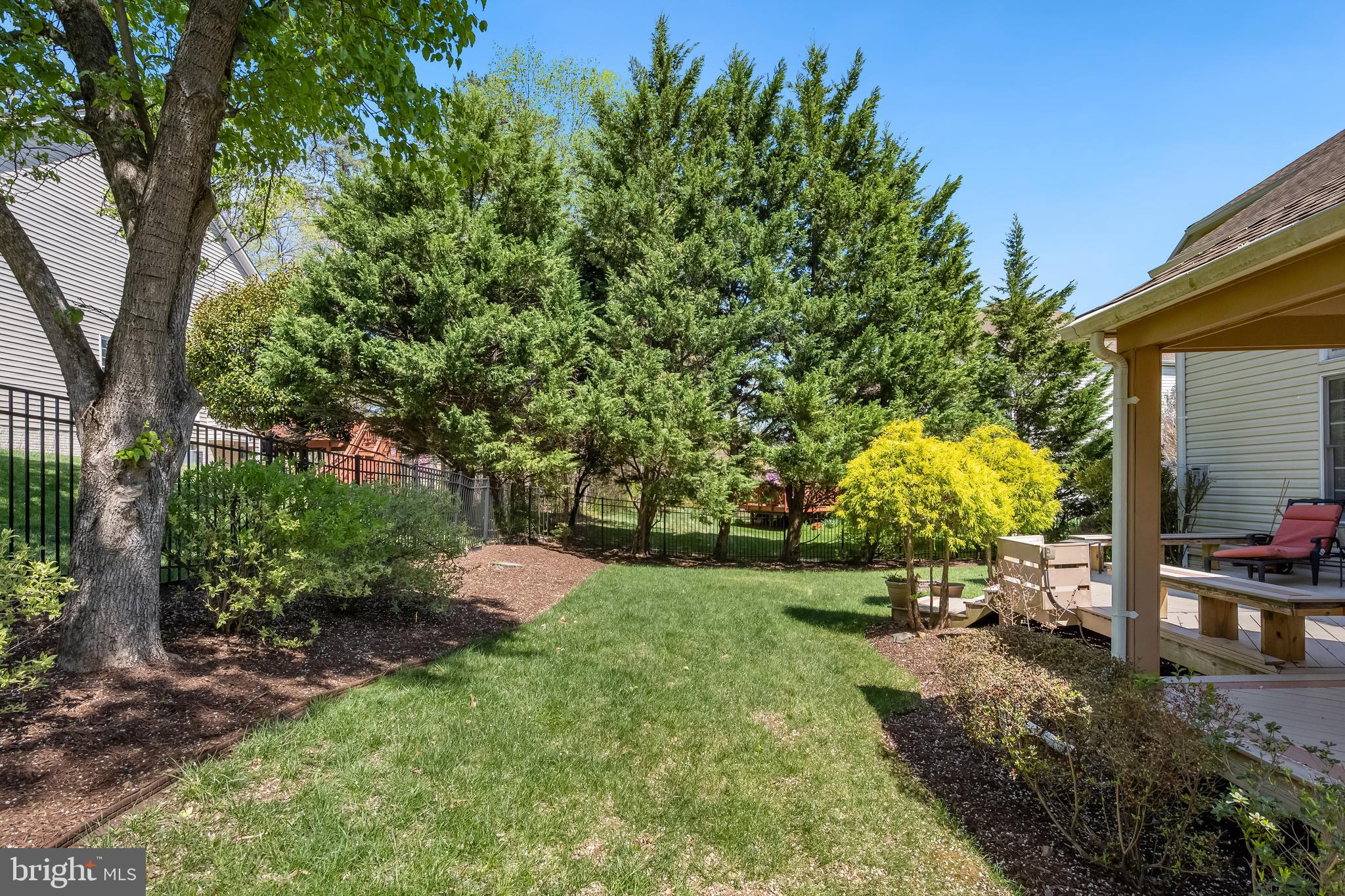 PARKSIDE MANOR - Residential