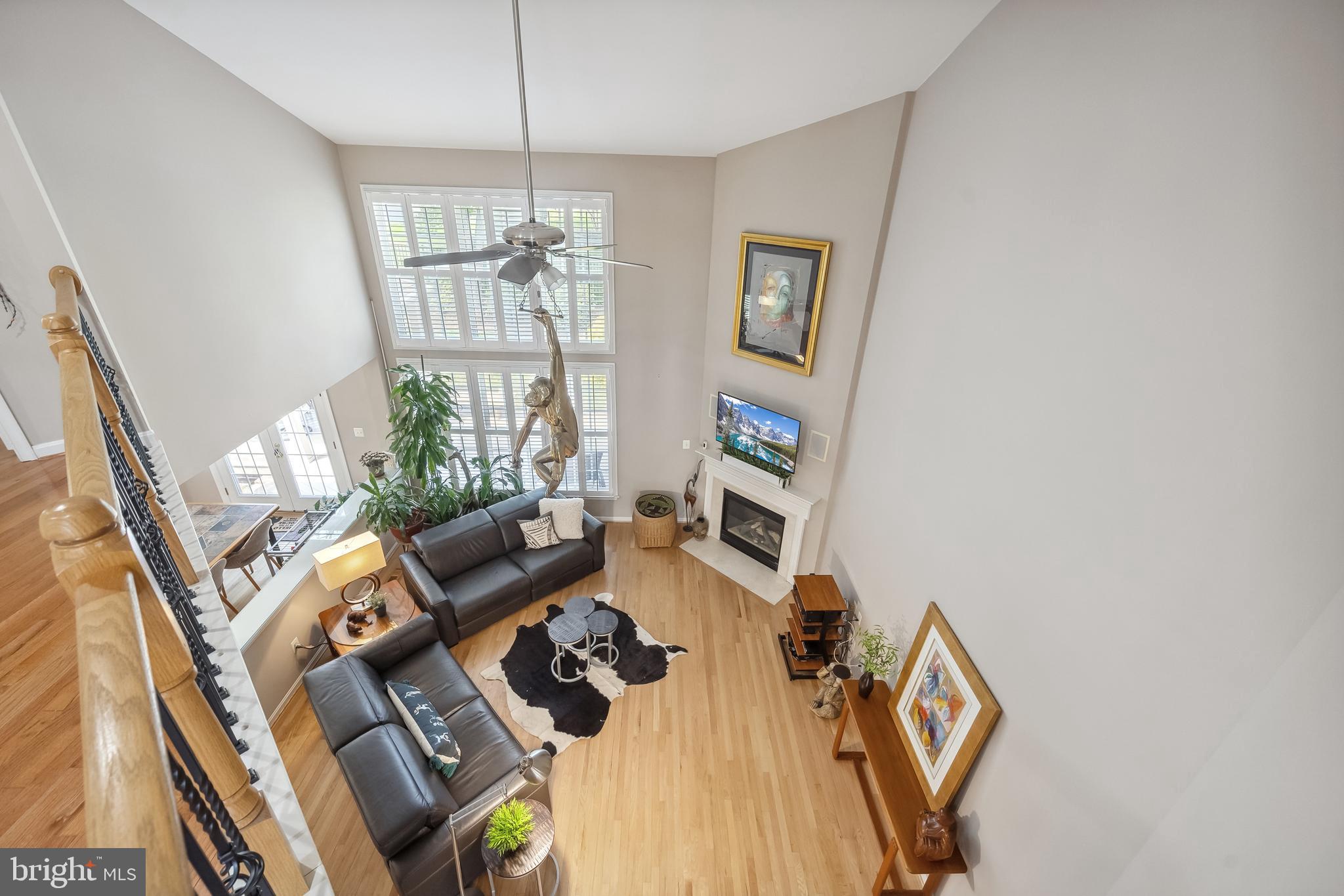 PARKSIDE MANOR - Residential