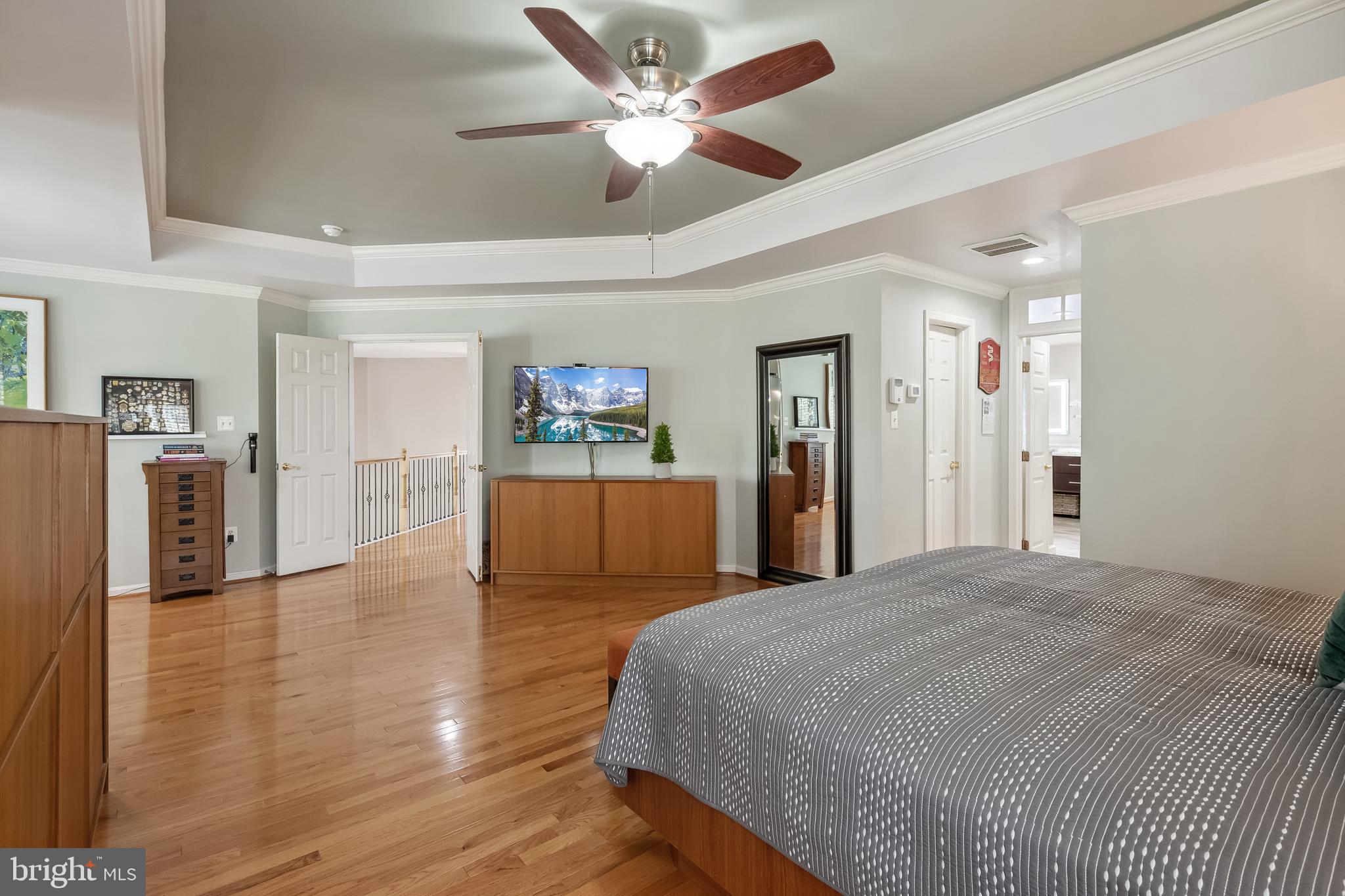 PARKSIDE MANOR - Residential