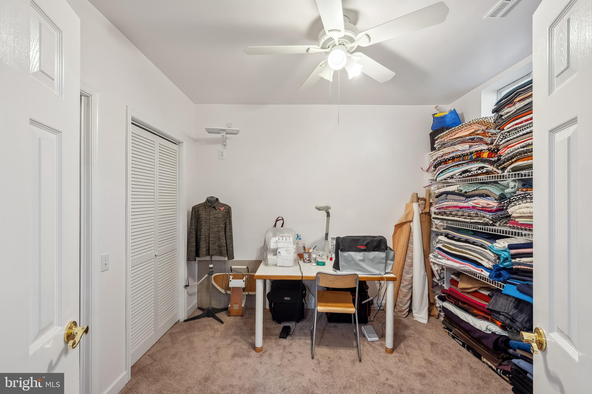 PARKSIDE MANOR - Residential