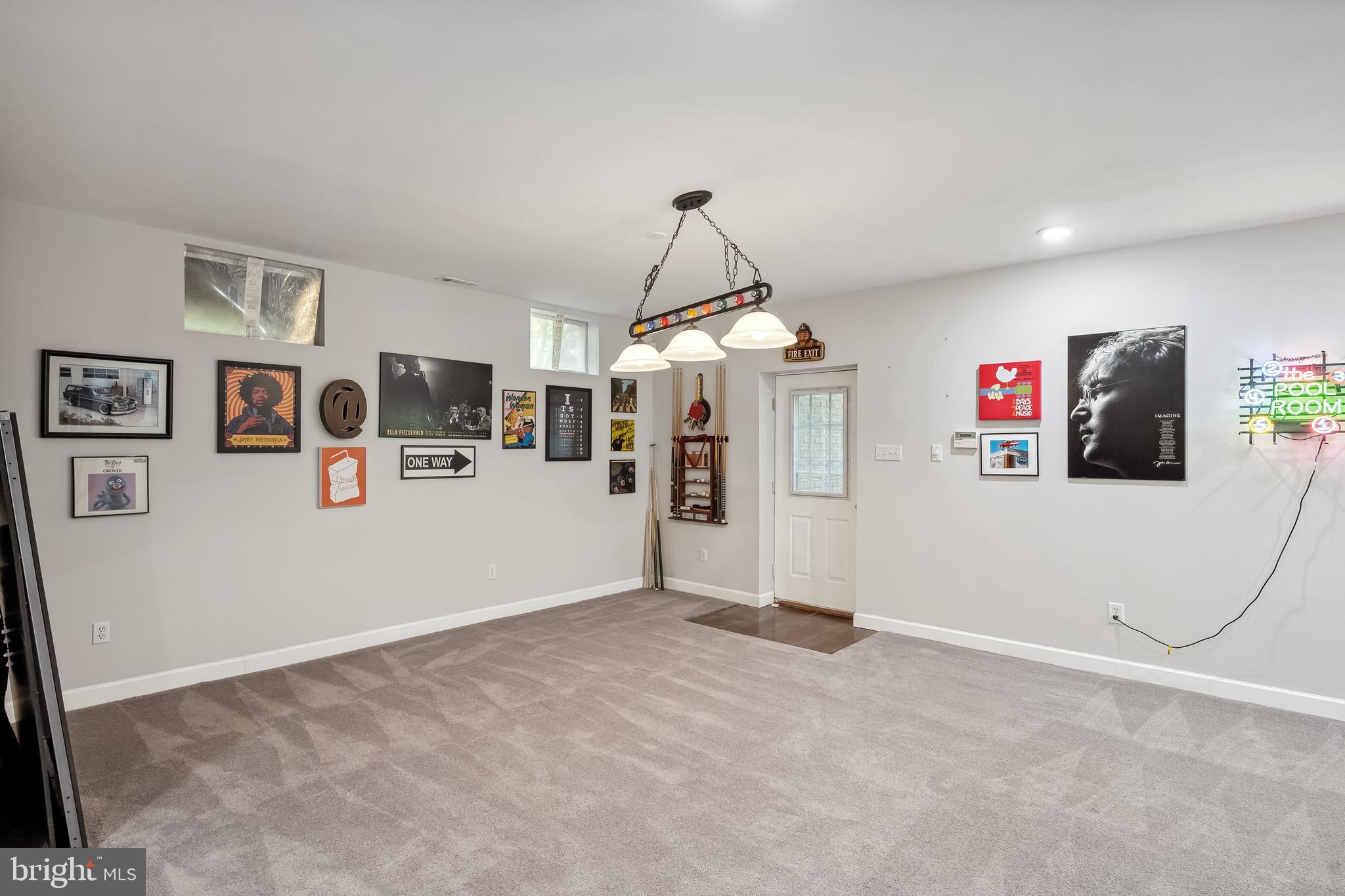 PARKSIDE MANOR - Residential