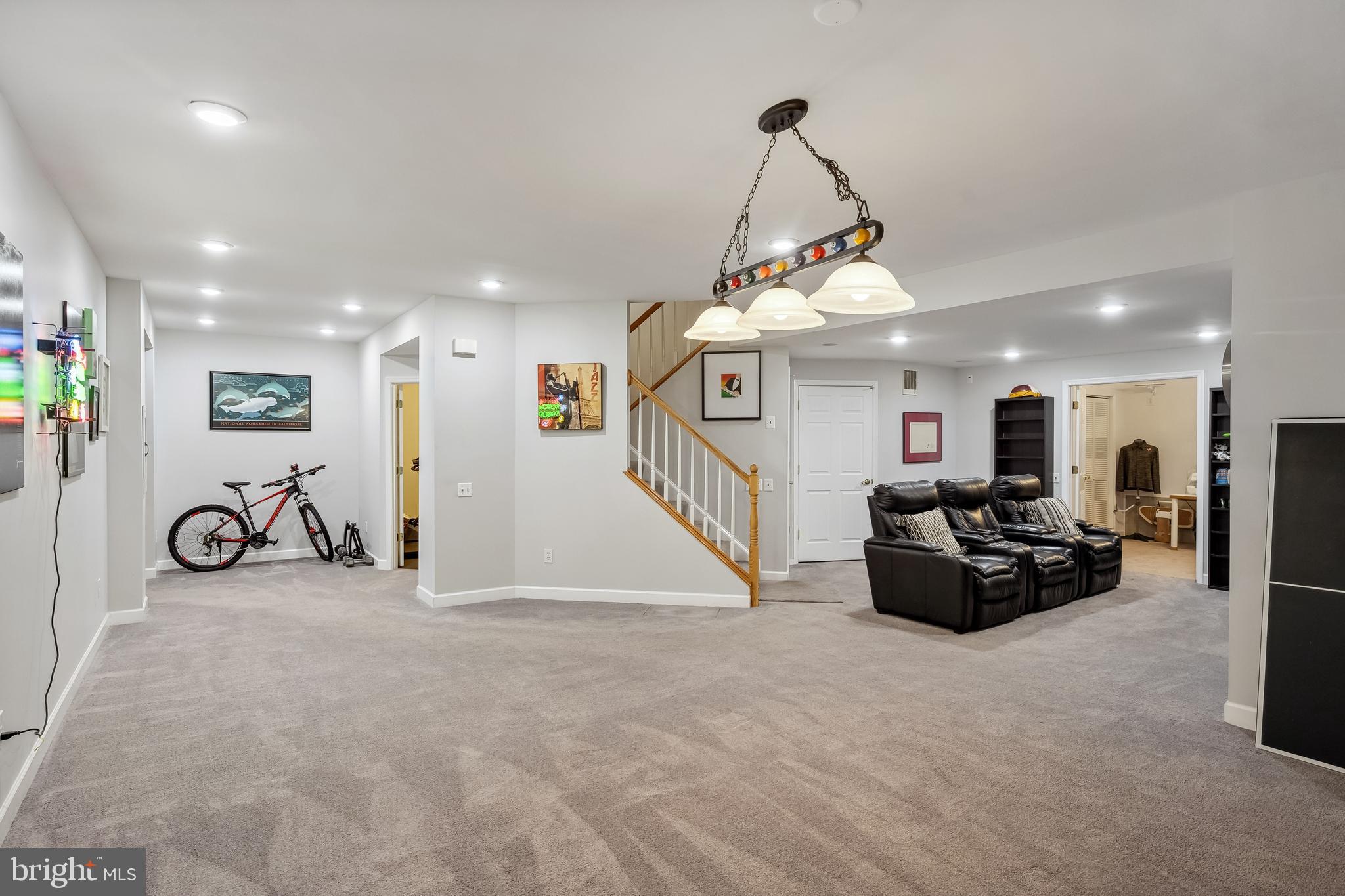 PARKSIDE MANOR - Residential