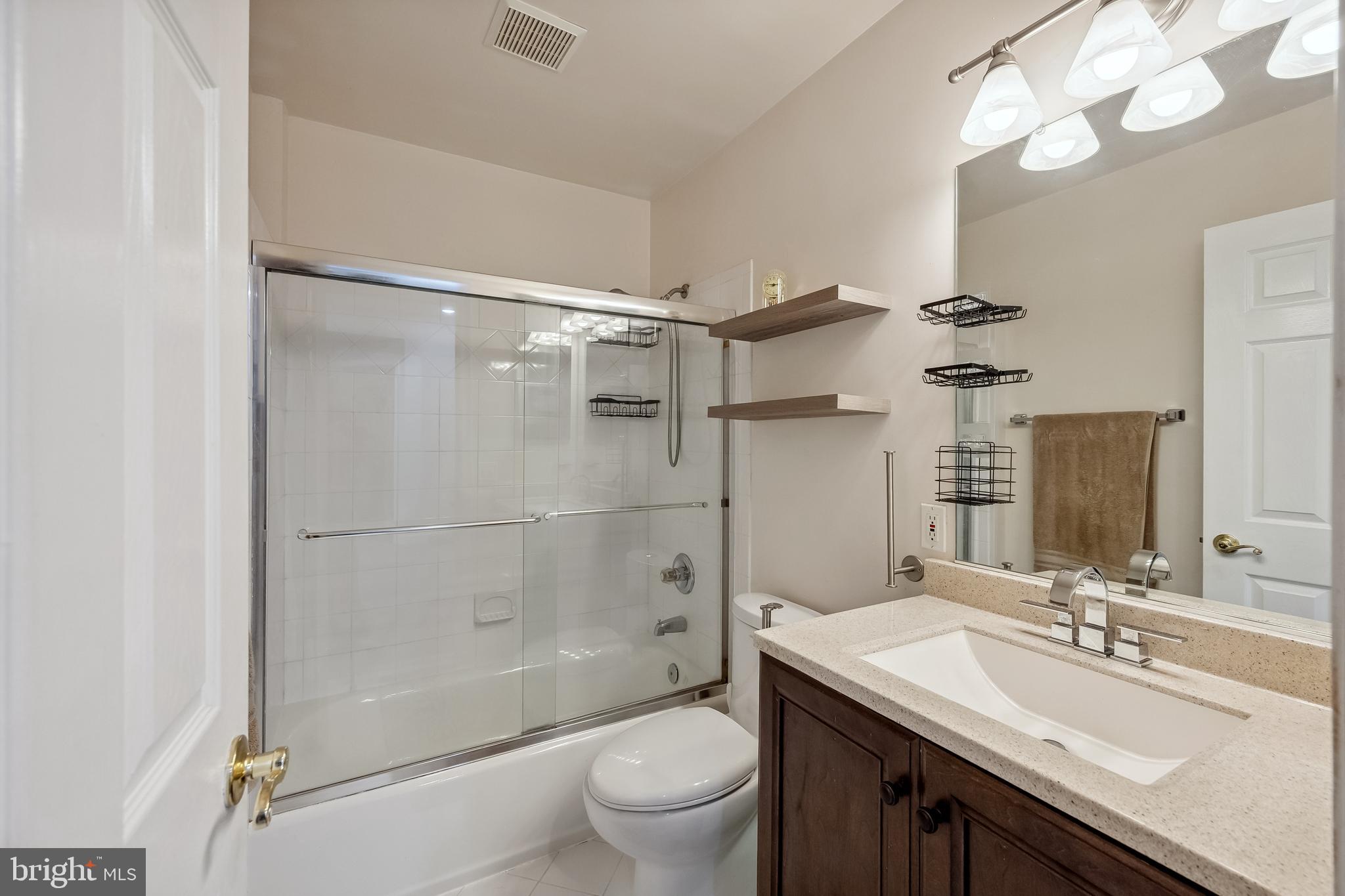 PARKSIDE MANOR - Residential