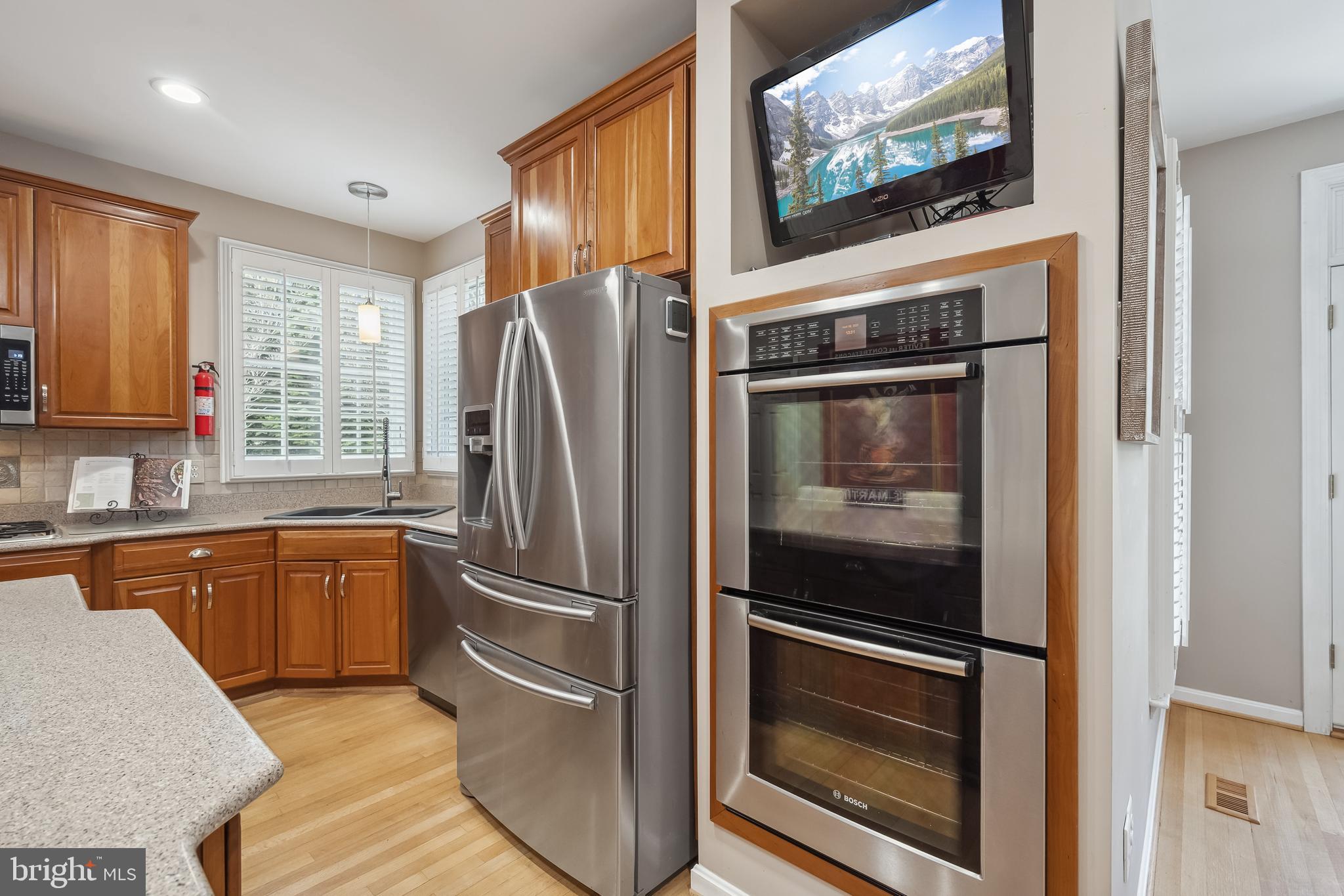 PARKSIDE MANOR - Residential