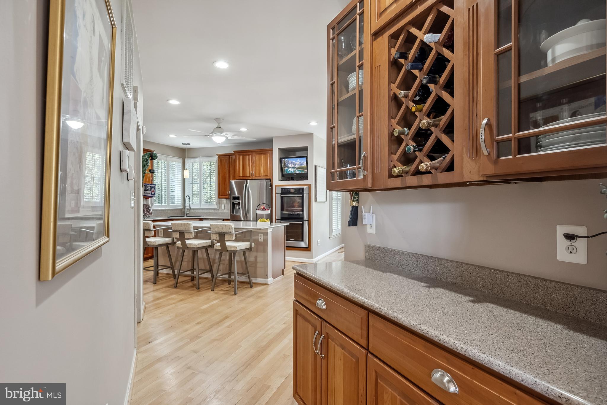 PARKSIDE MANOR - Residential