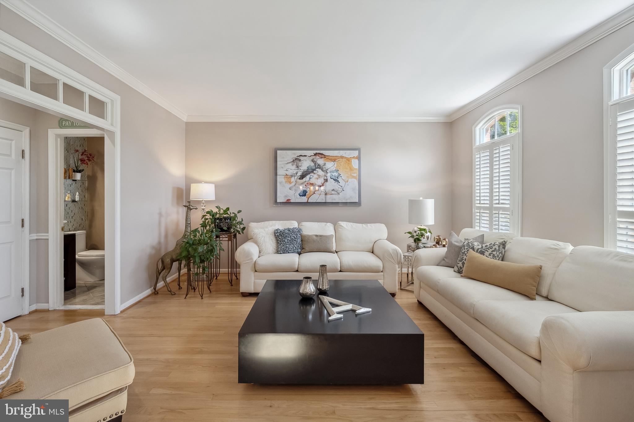 PARKSIDE MANOR - Residential