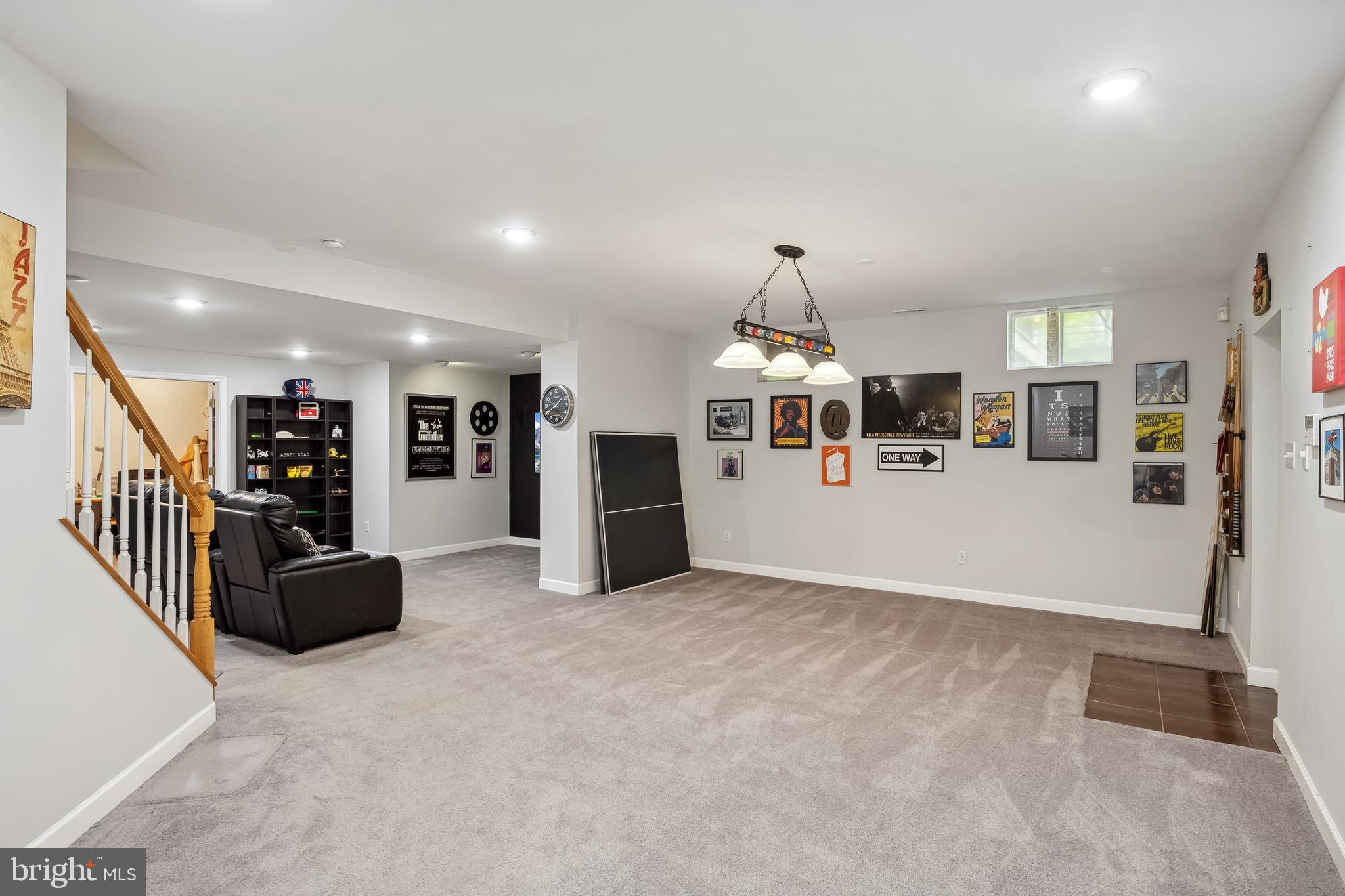 PARKSIDE MANOR - Residential