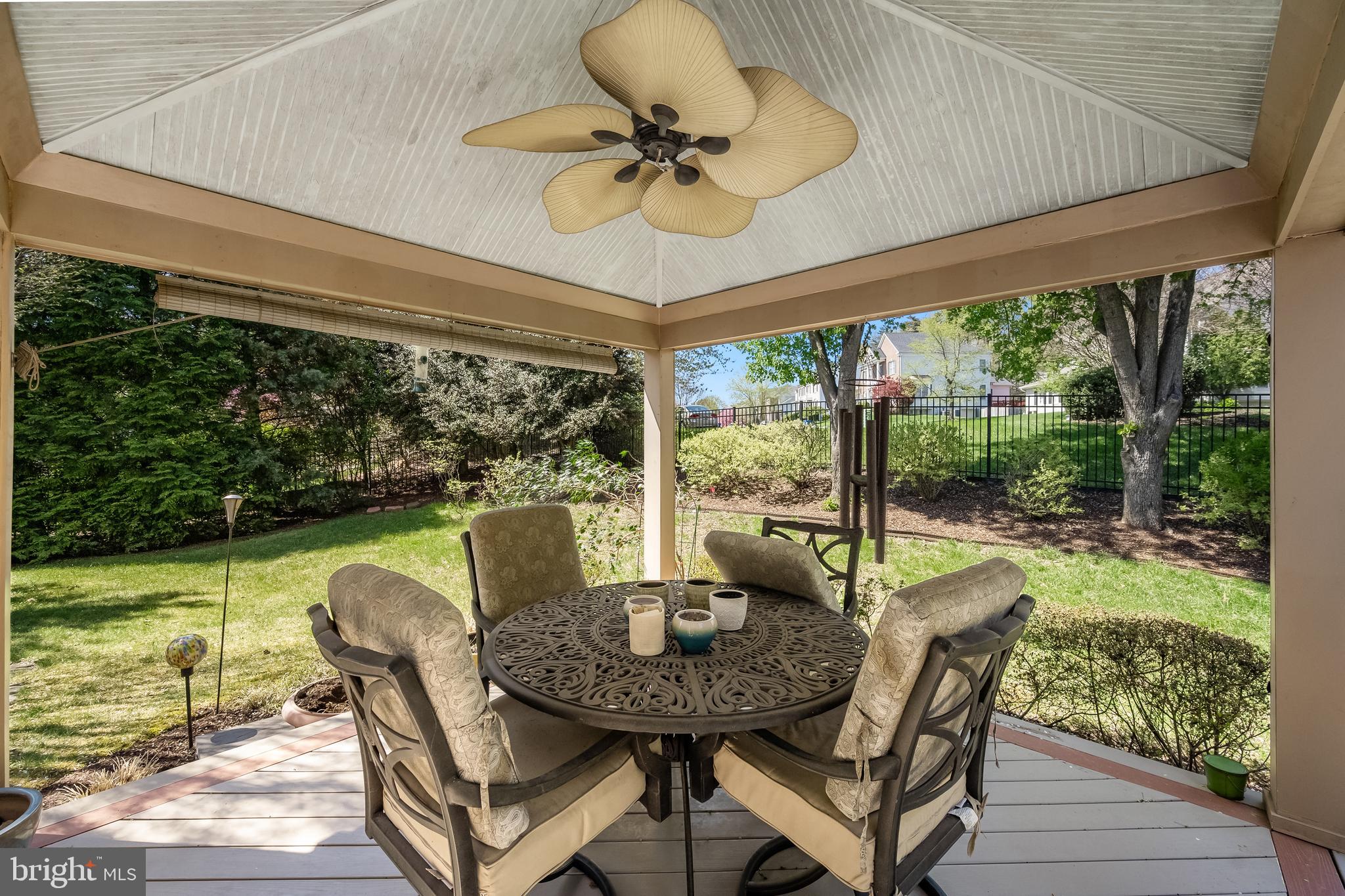 PARKSIDE MANOR - Residential