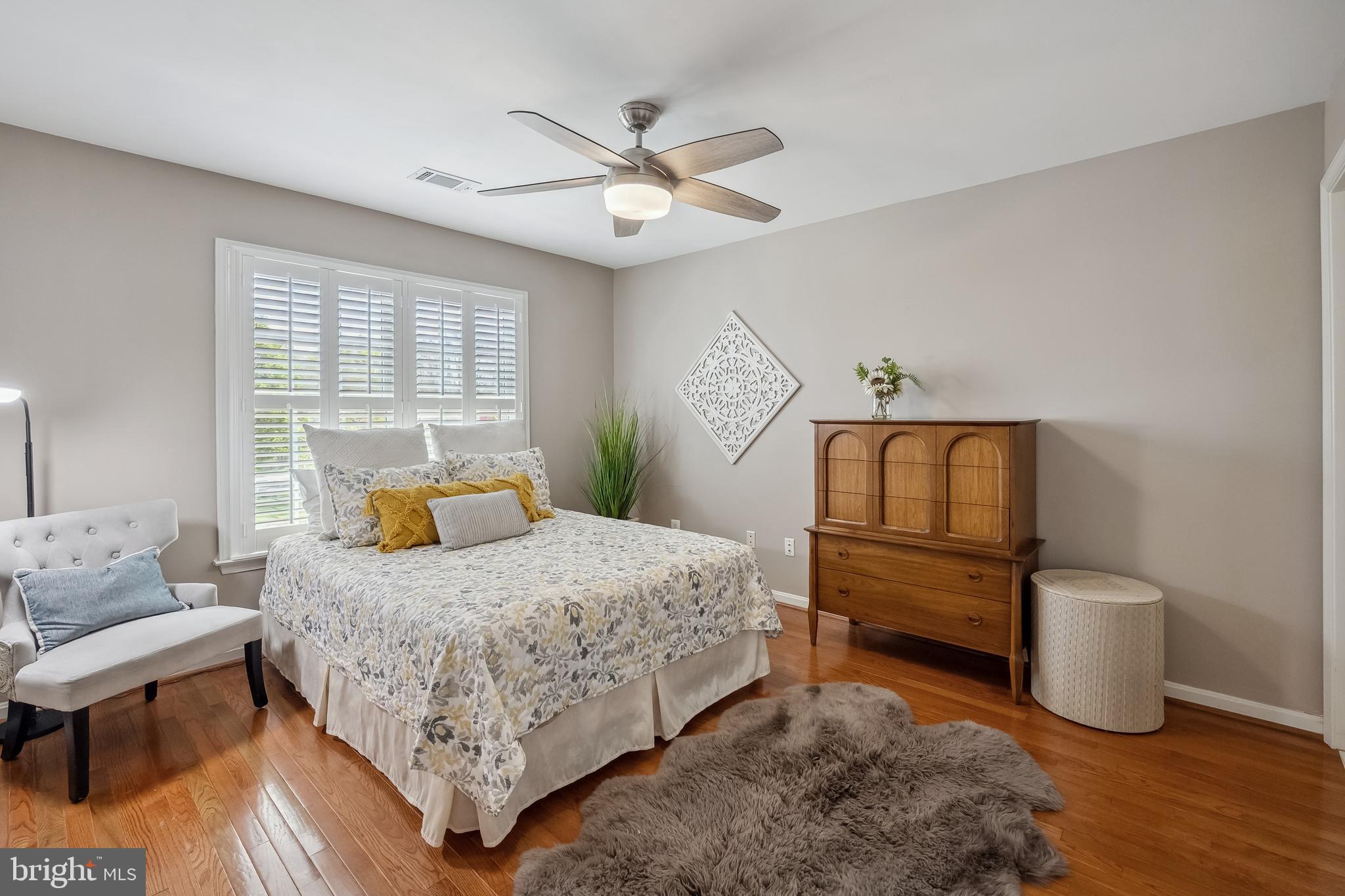 PARKSIDE MANOR - Residential